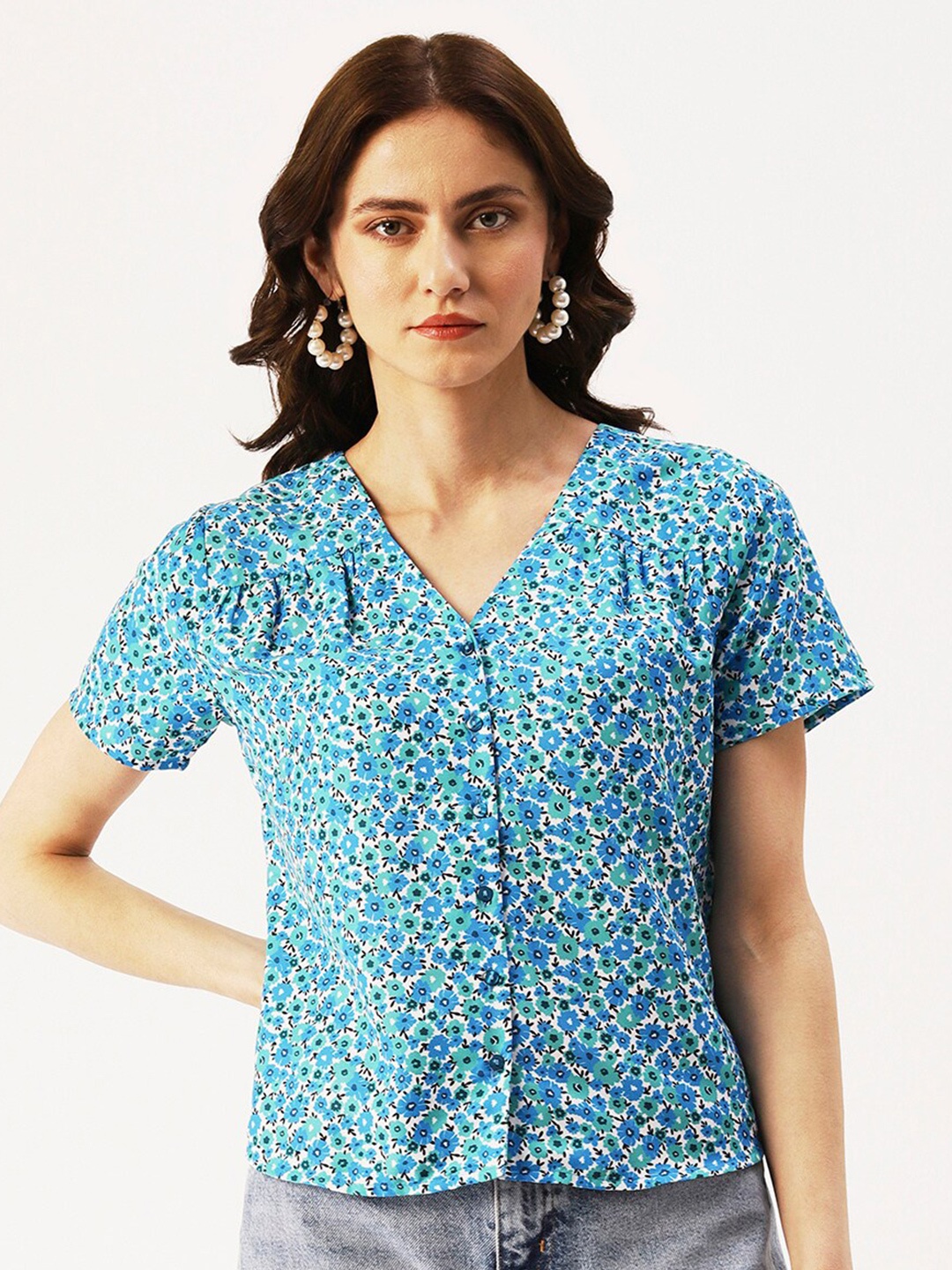 

DressBerry Blue Floral Printed V-Neck Buttoned Front Top