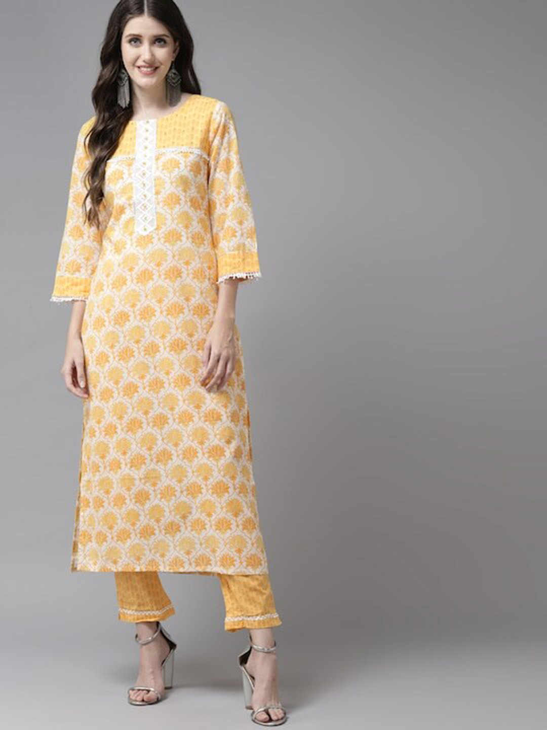 

Amirah s Women Yellow Floral Printed Pure Cotton Kurta with Trousers