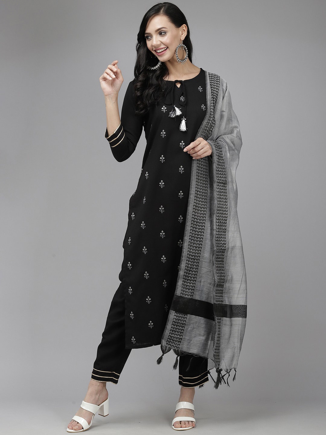 

Indo Era Women Floral Embroidered Kurta with Trousers & With Dupatta, Black