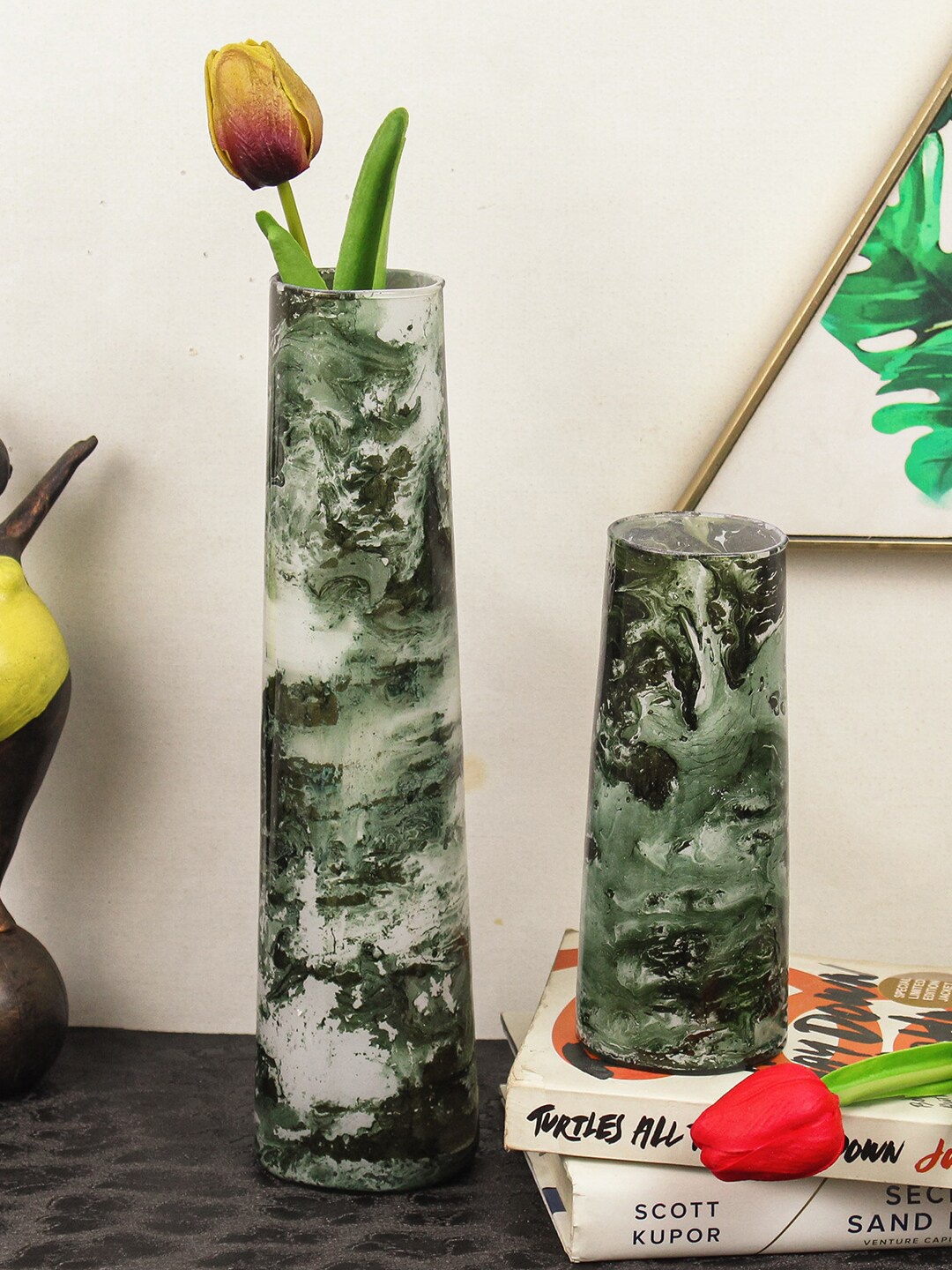 

TIED RIBBONS Green & White Set of 2 Printed Flower Glass Vases