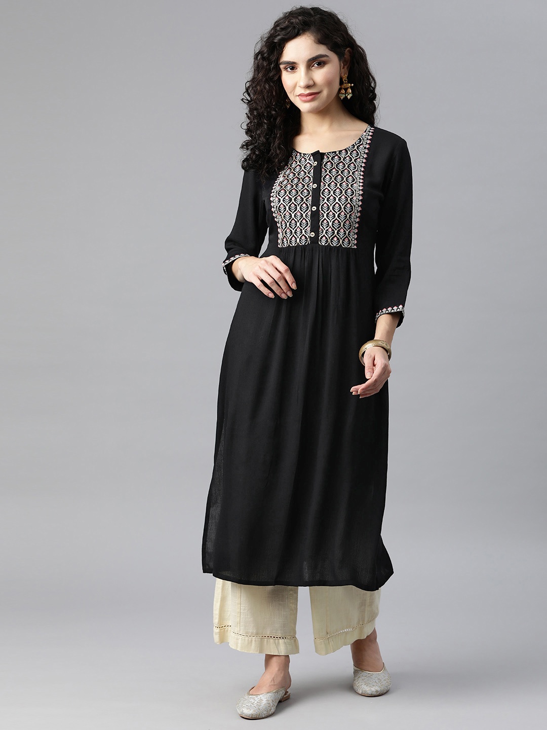 

Readiprint Fashions Women Black Ethnic Motifs Yoke Design Kurta