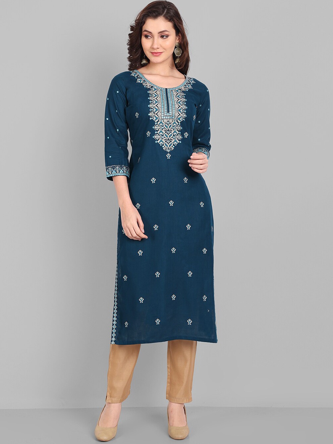 

Pakiza Geometric Embroidered Thread Work Cotton Kurta, Blue