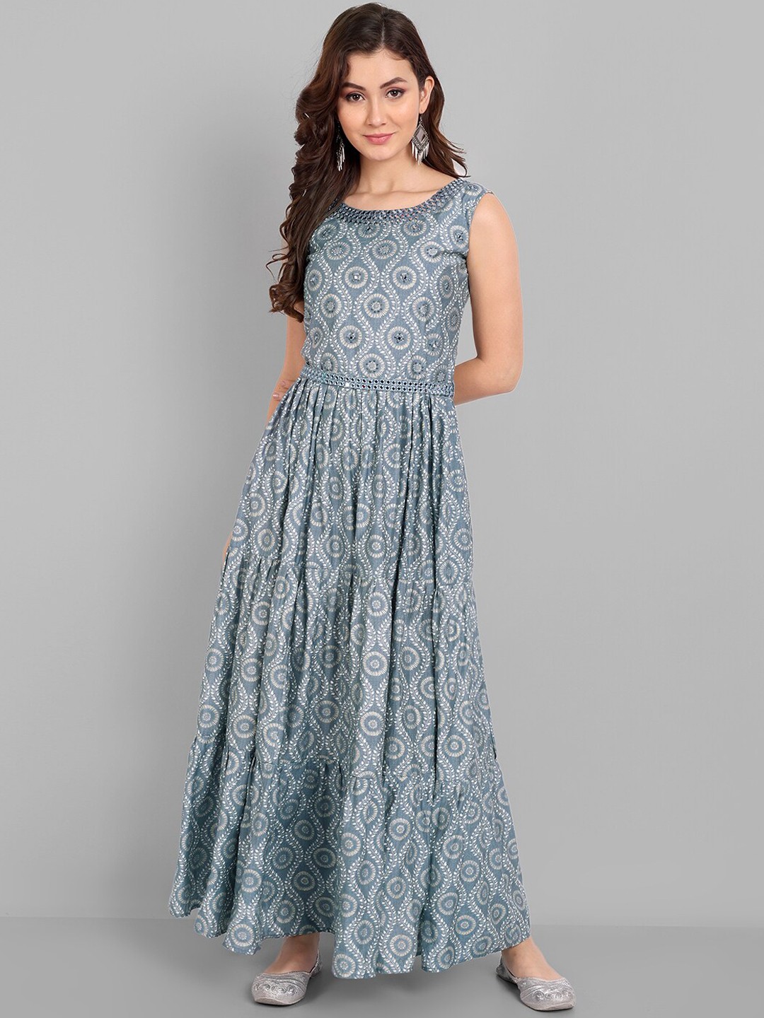 

Pakiza Grey Floral Printed Cotton Maxi Dress
