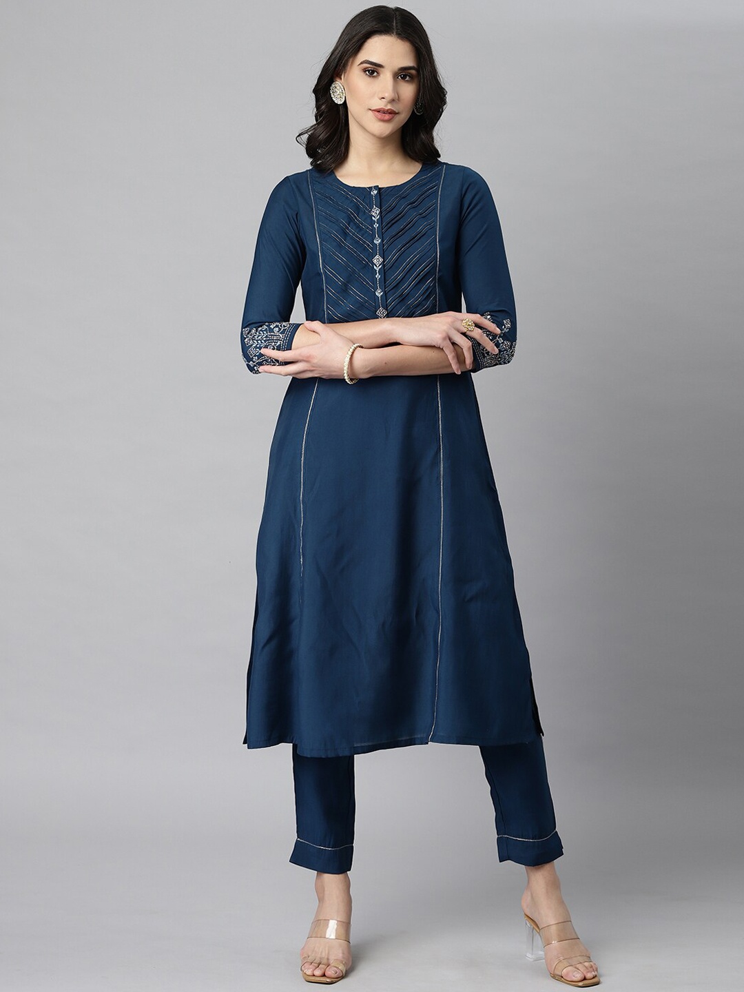 

KAMI KUBI Yoke Design Kurta with Trousers, Blue