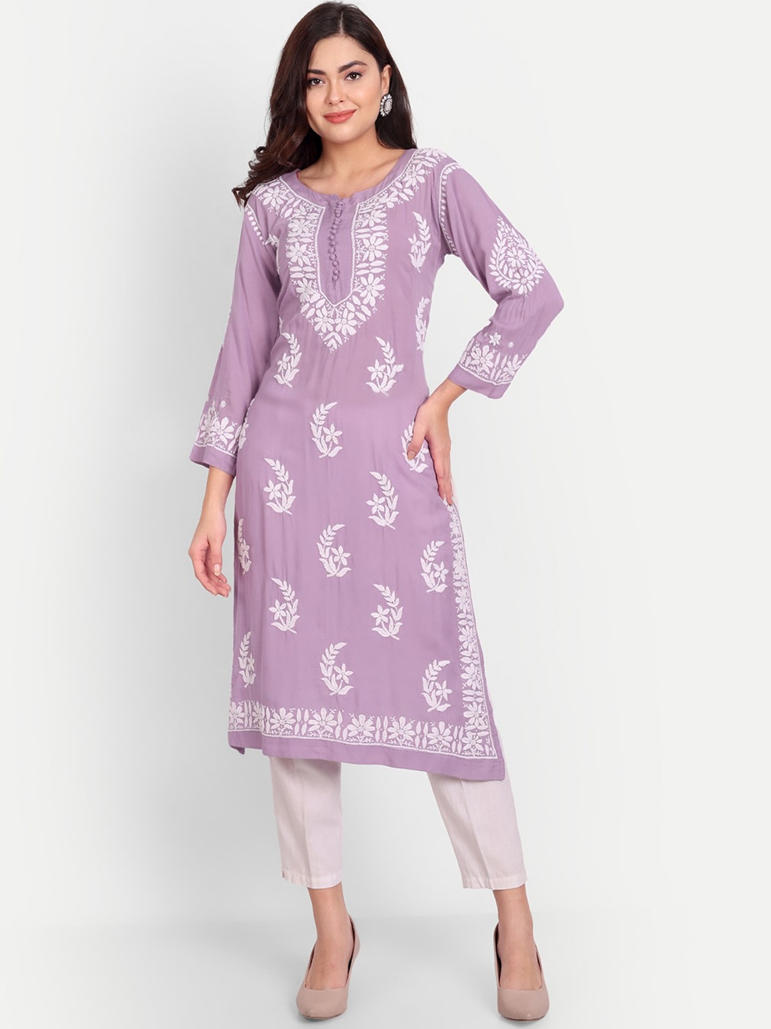 

Indiankala4u Chikankari Embroidered Straight Regular Kurta, Lavender