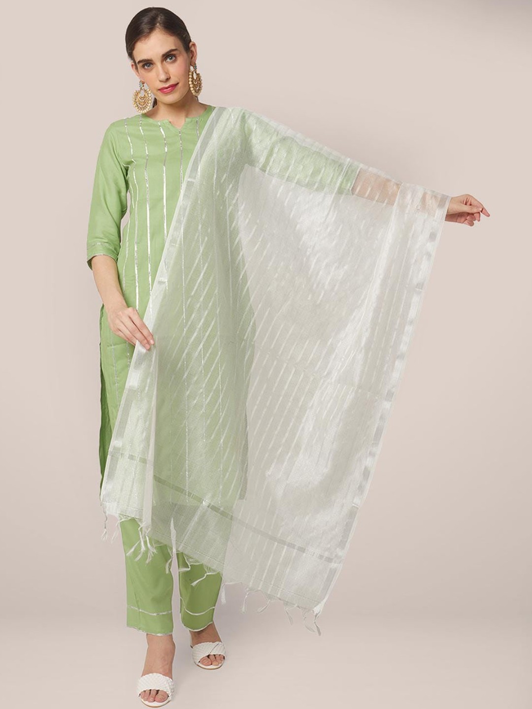 

Dupatta Bazaar Striped Silk Blend Dupatta, White