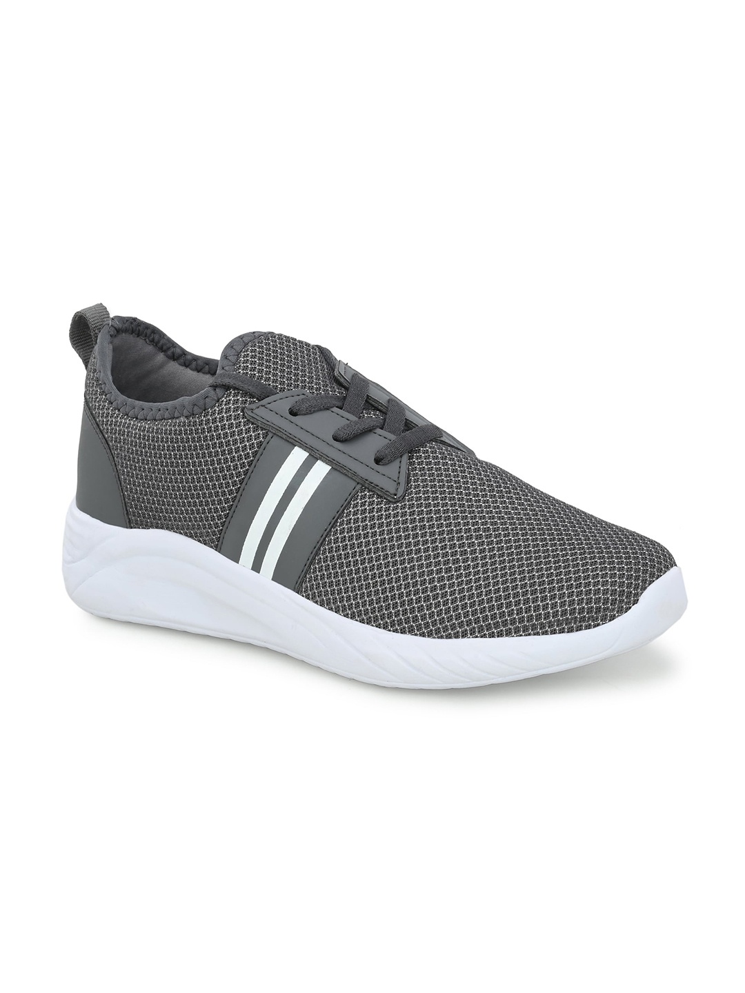 

Yuuki Men Silver-Toned Mesh Running Non-Marking Shoes, Grey