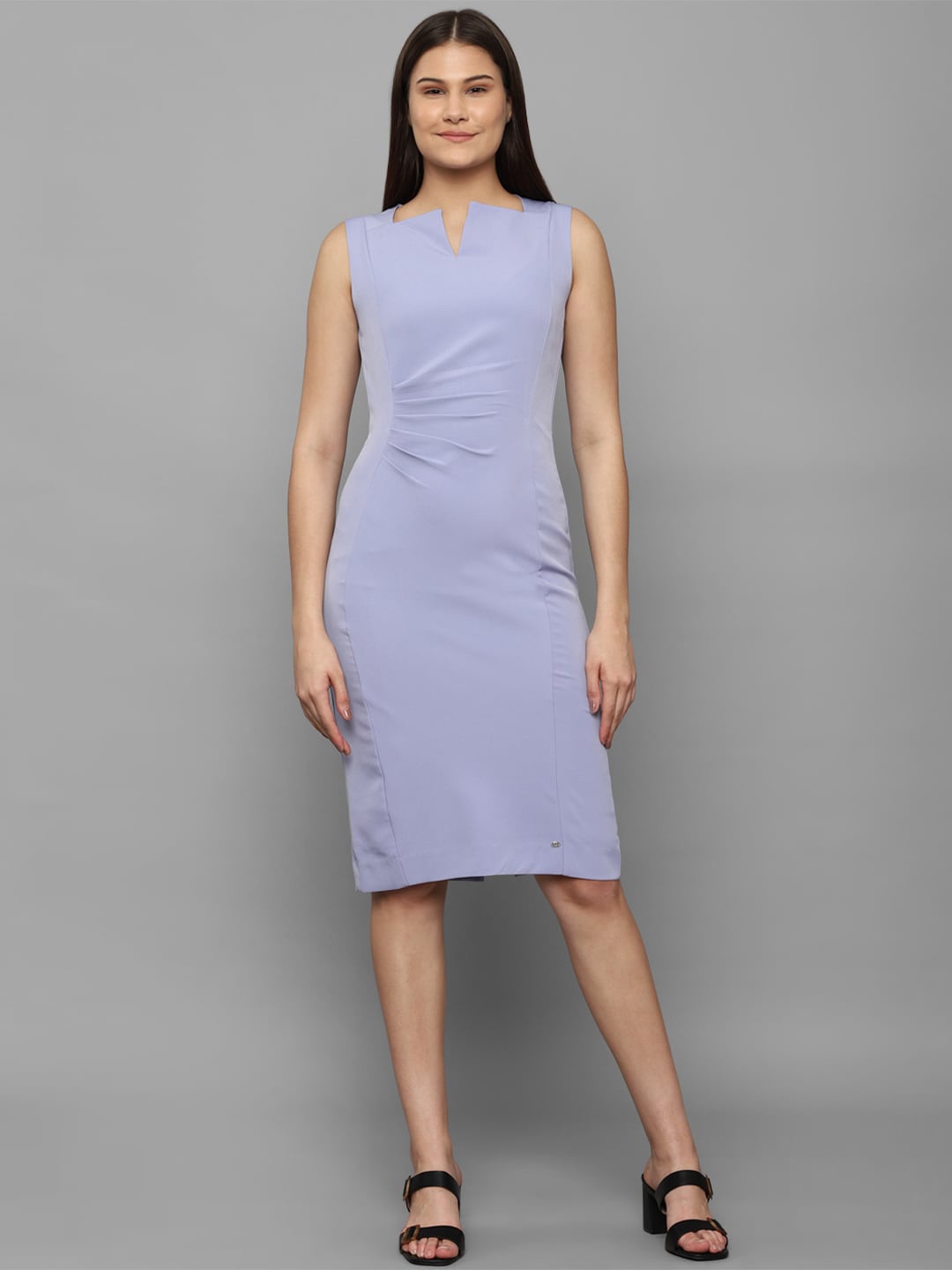

Allen Solly Woman Sleeveless Sheath Dress, Purple