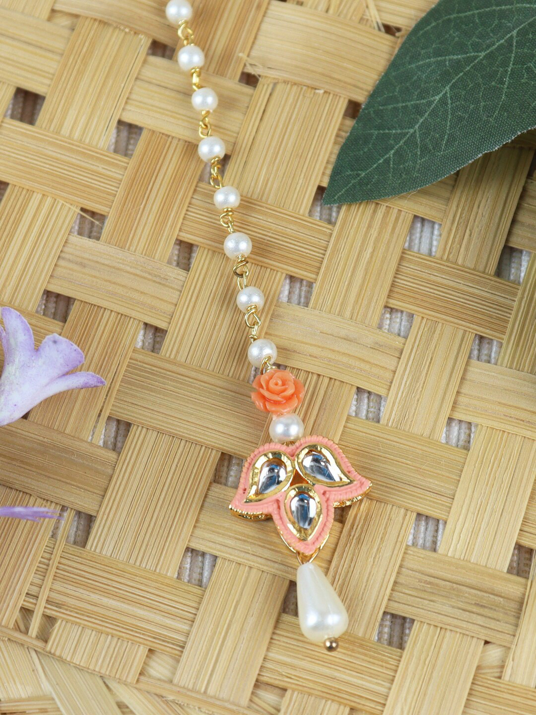 

Asthetika Kids Girls Gold-Plated Kundan Studded & Beaded Maang Tikka, Pink