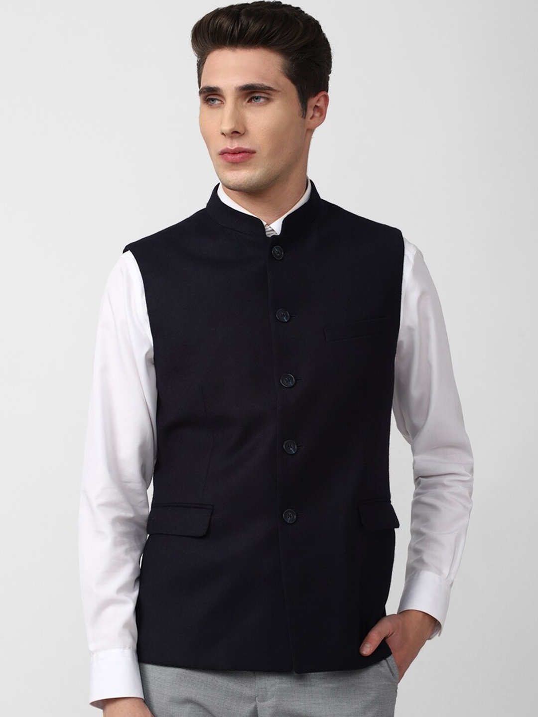 

Van Heusen Men Nehru Jackets, Black