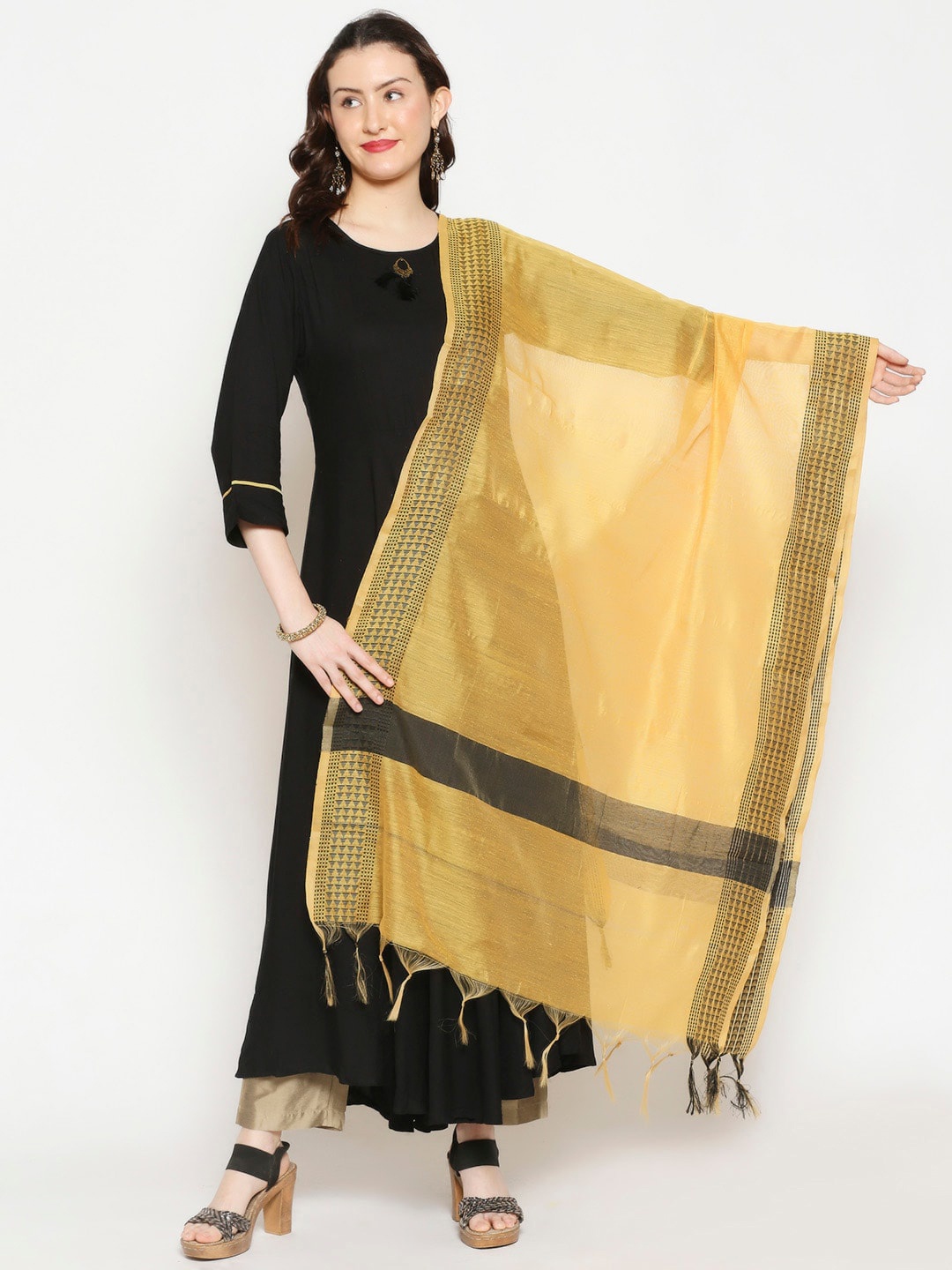 

Dupatta Bazaar Yellow & Black Printed Dupatta