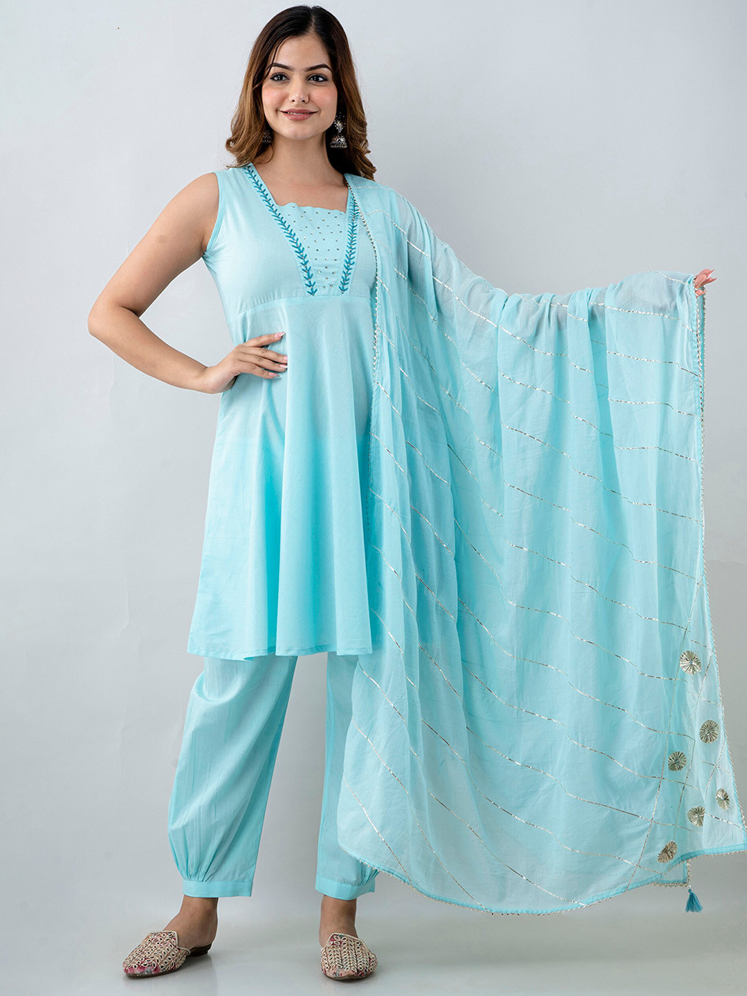 

OMASK Empire Gotta Patti Pure Cotton Kurta with Patiala & With Dupatta, Turquoise blue