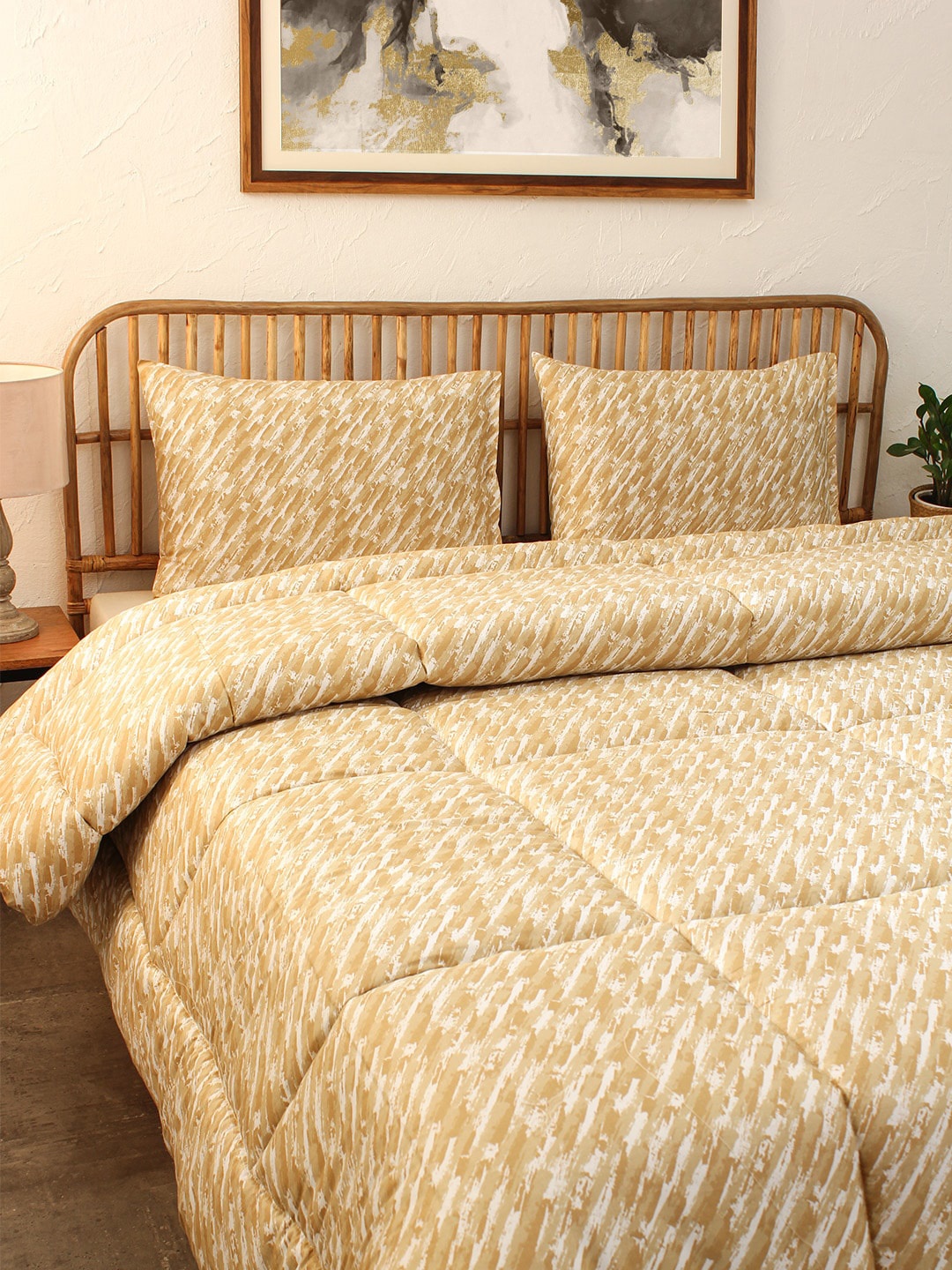 

House This Beige & White Mild Winter Cotton Double Bed Comforter