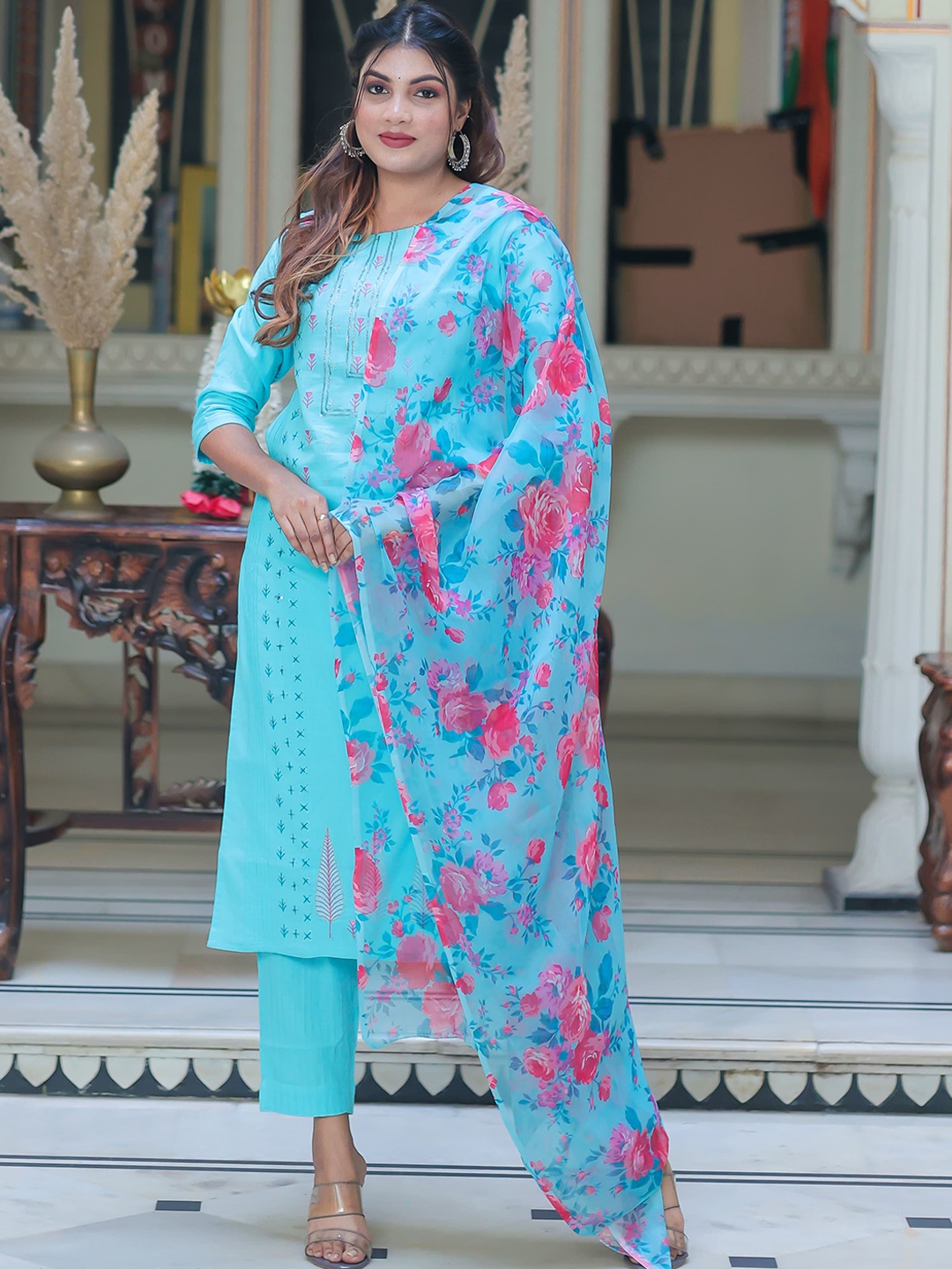 

Ramas Floral Sequinned Pure Cotton Kurta with Trousers & Dupatta, Turquoise blue