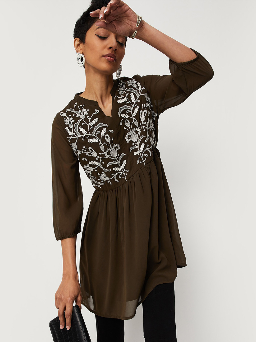 

max Mandarin Collar Embroidered Tunic, Green