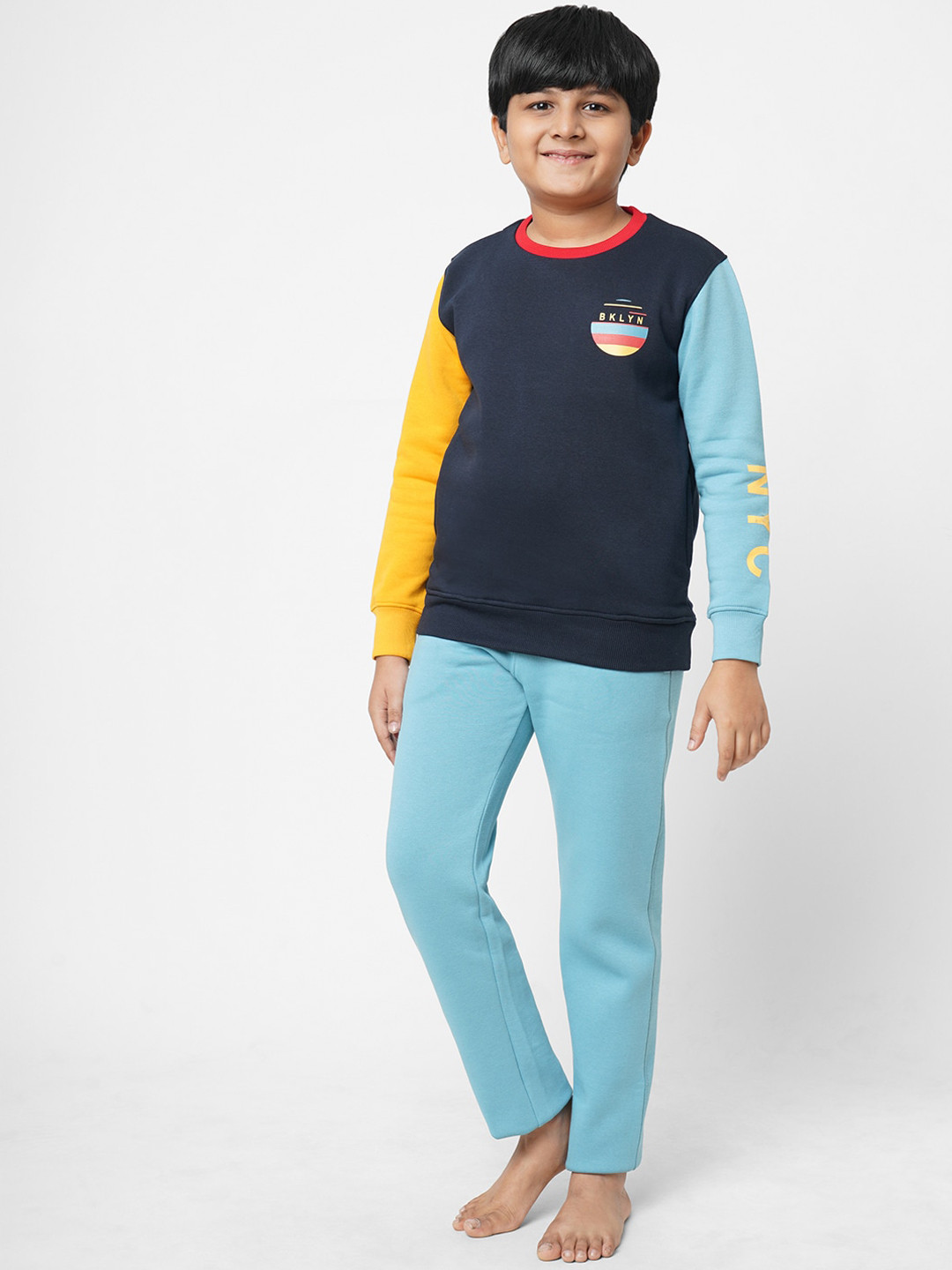 

Sweet Dreams Boys Colourblocked Night Suits, Navy blue