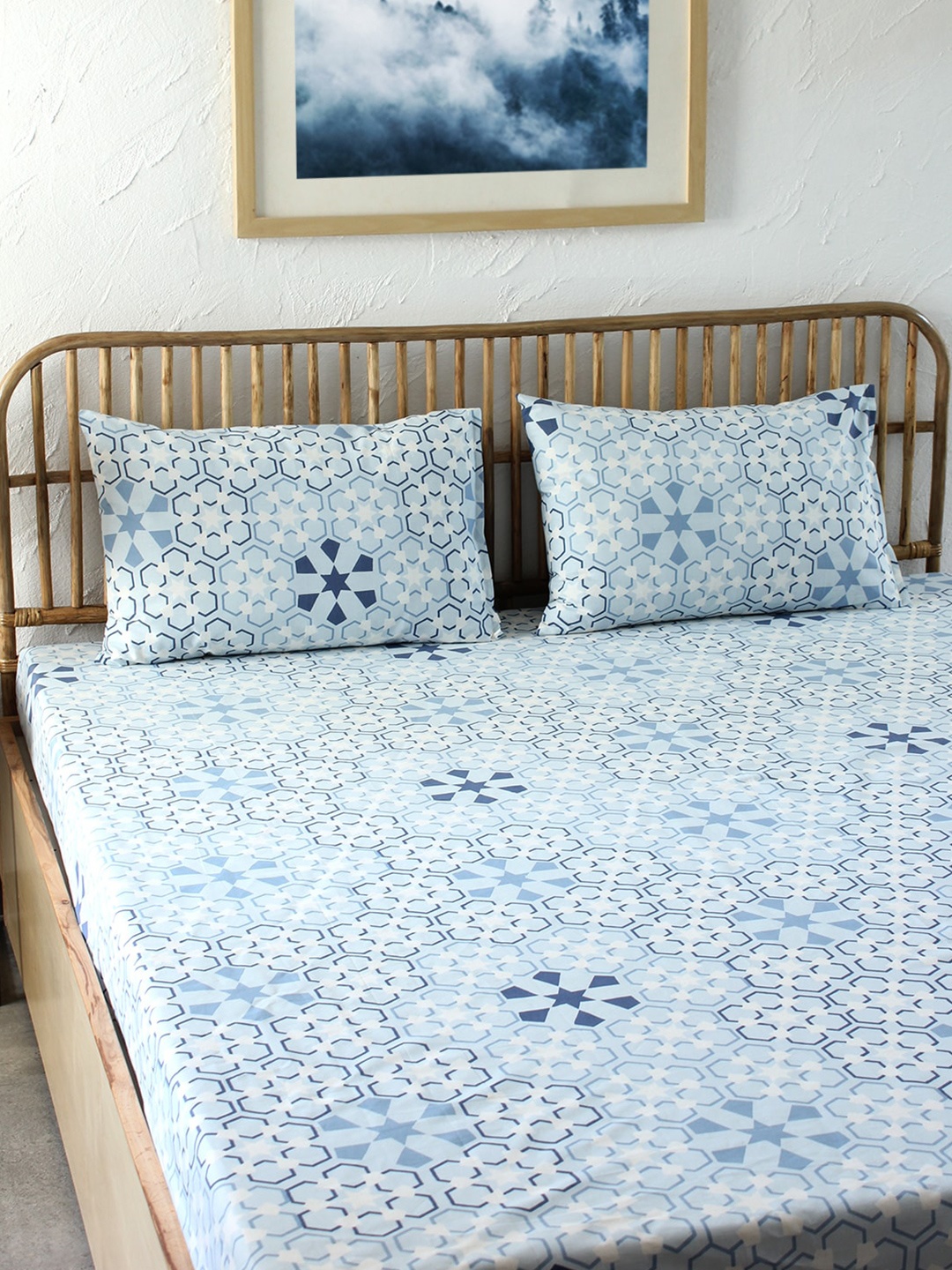 

House This The Wily Kaleidoscope Geometric Cotton King Bedsheet with 2 Pillow Covers, Blue