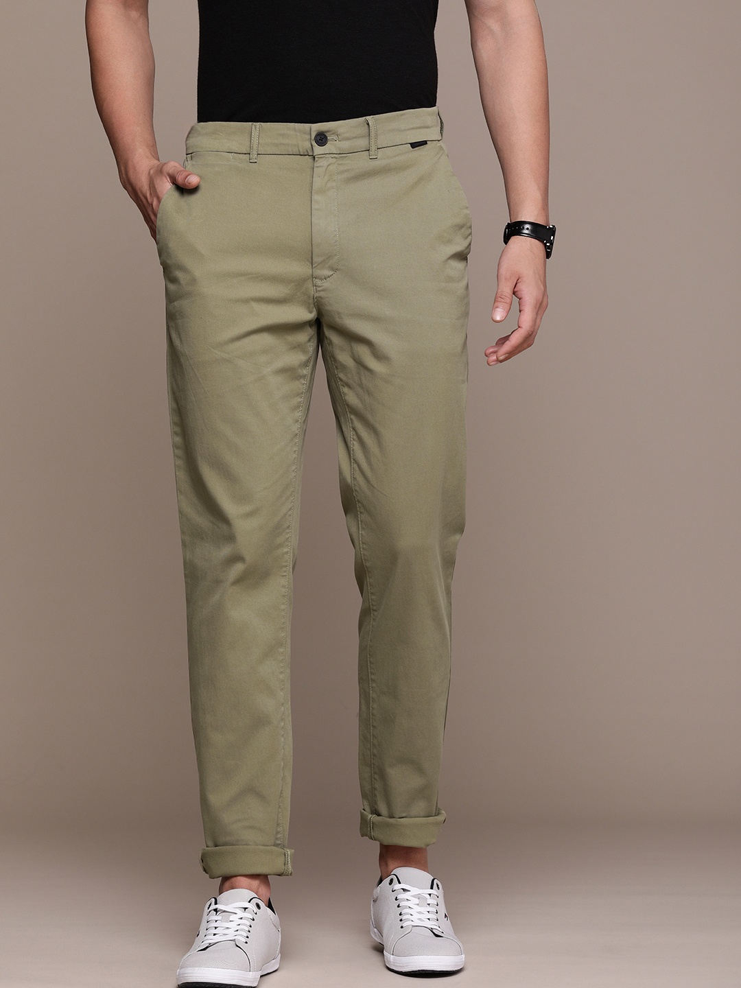 

Calvin Klein Jeans Men Slim Fit Trousers, Olive