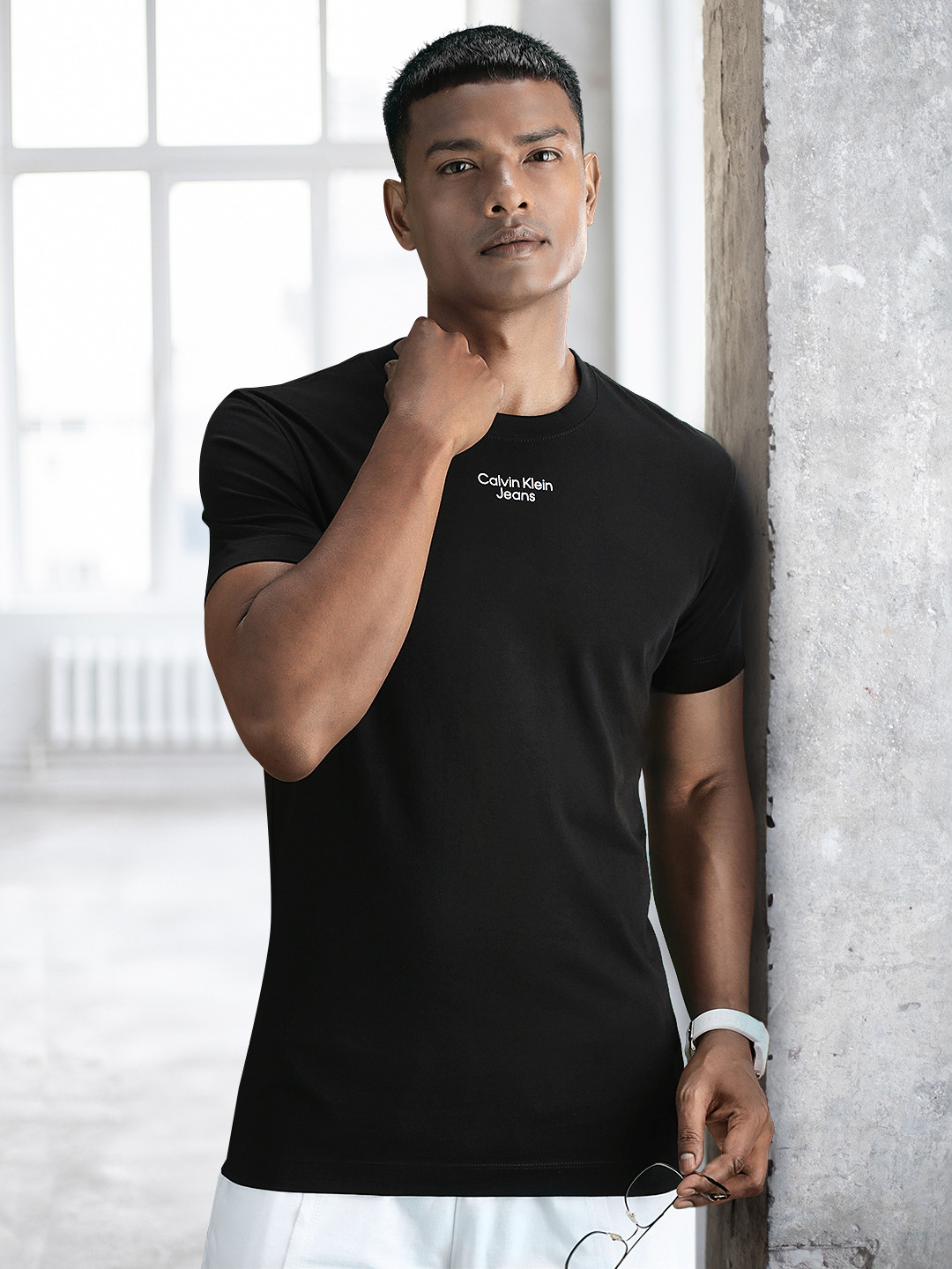

Calvin Klein Jeans Men Pure Cotton Round Neck T-shirt, Black