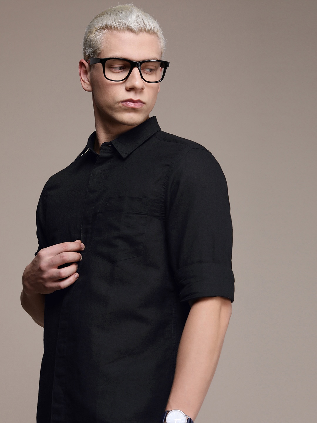 

Calvin Klein Jeans Men Linen Cotton Casual Shirt, Black