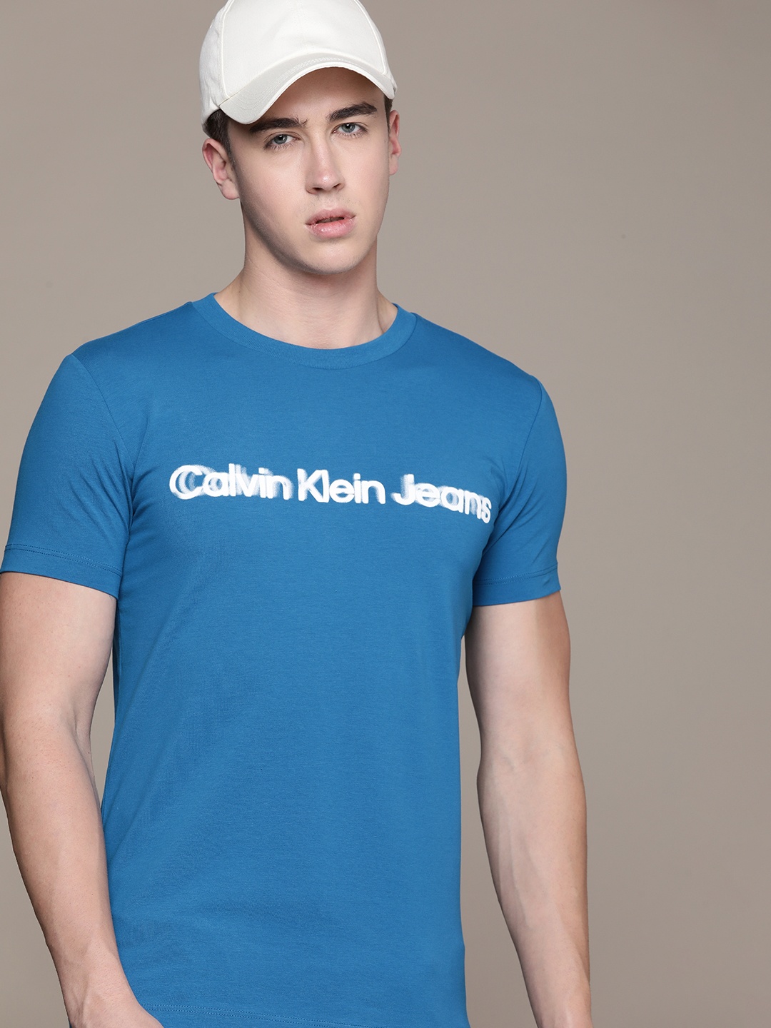 

Calvin Klein Jeans Men Brand Logo Slim Fit T-shirt, Blue