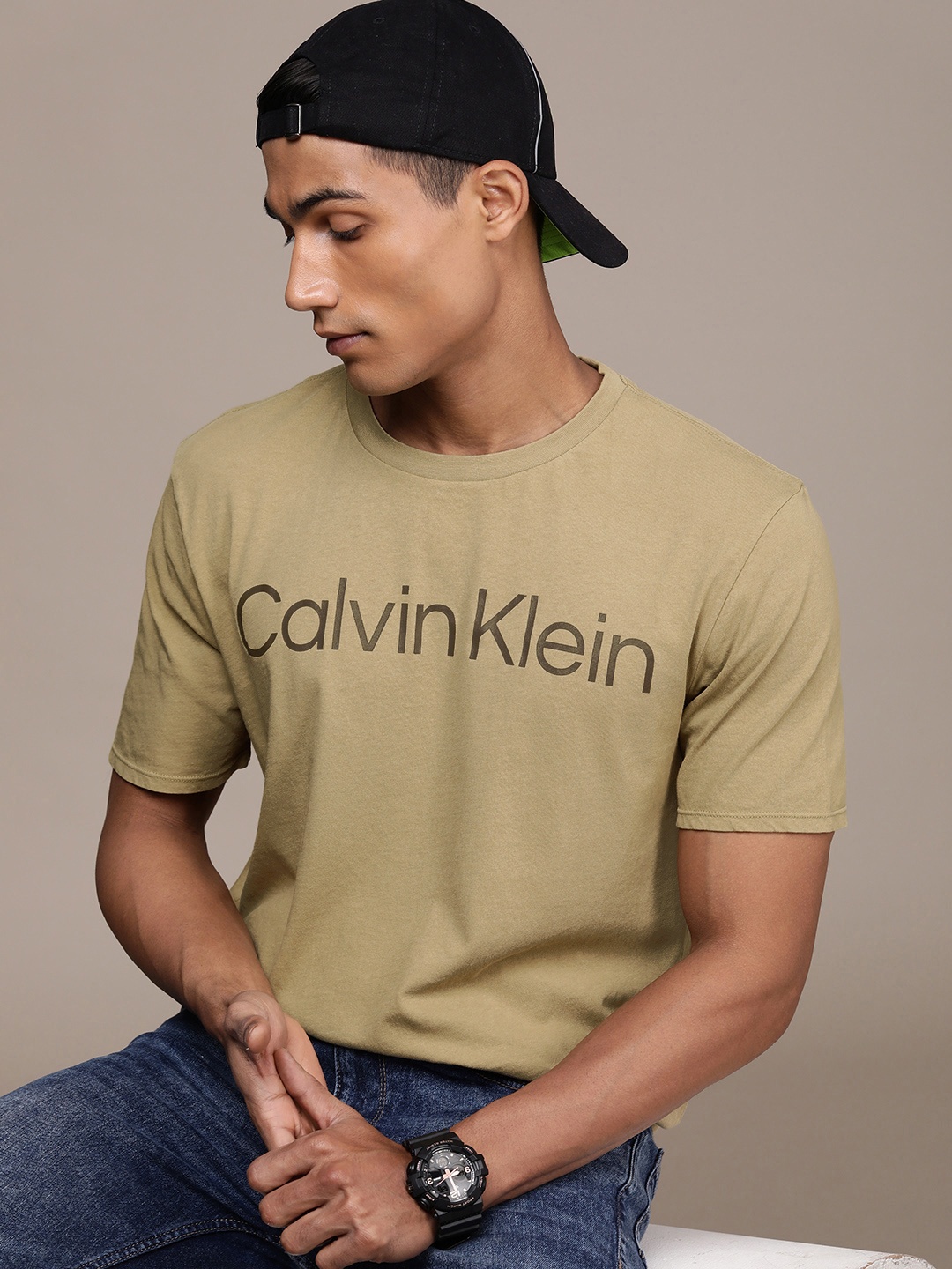 

Calvin Klein Jeans Men Brand Logo Printed Pure Cotton T-shirt, Khaki