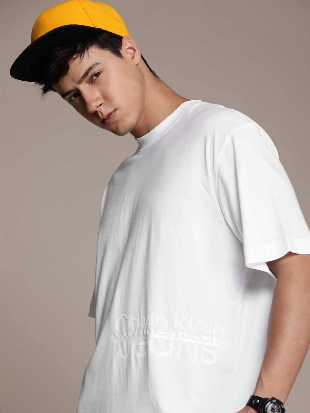

Calvin Klein Jeans Men Brand Logo Printed T-shirt, White