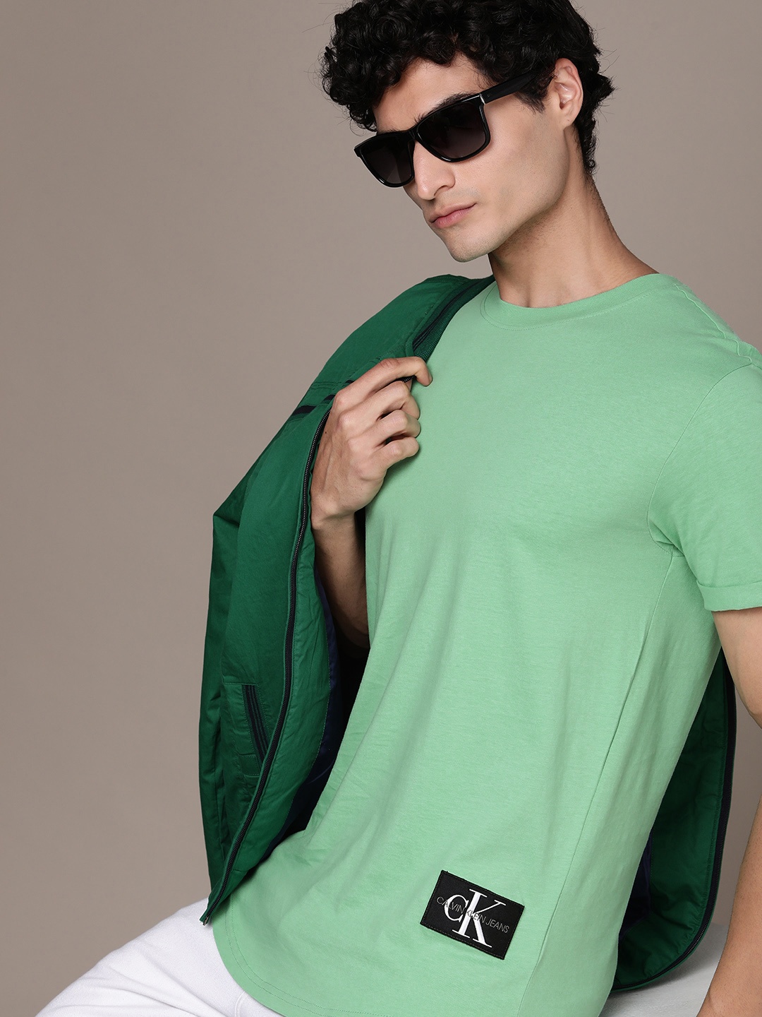 

Calvin Klein Jeans Men Brand Logo Pure Cotton Applique T-shirt, Green