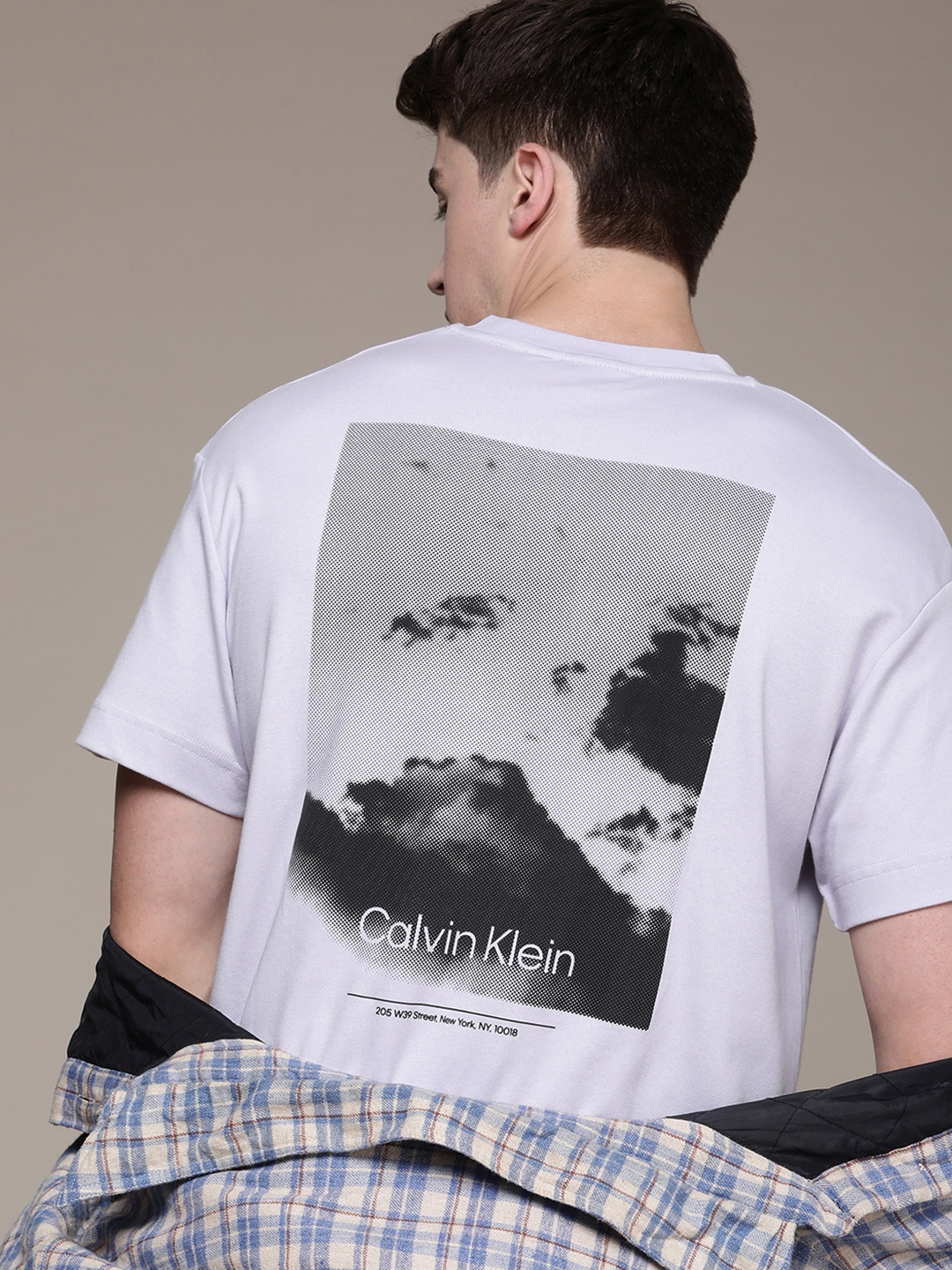 

Calvin Klein Jeans Men Graphic Printed Drop-Shoulder Sleeves Organic Cotton T-shirt, Lavender
