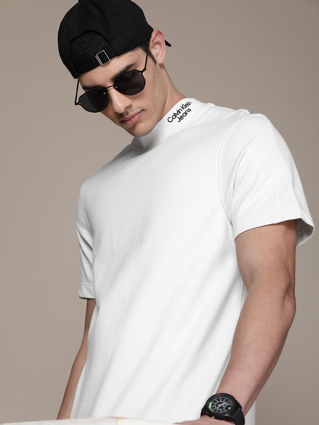 

Calvin Klein Jeans Men High Neck Pure Cotton T-shirt with Logo Embroidery, Off white