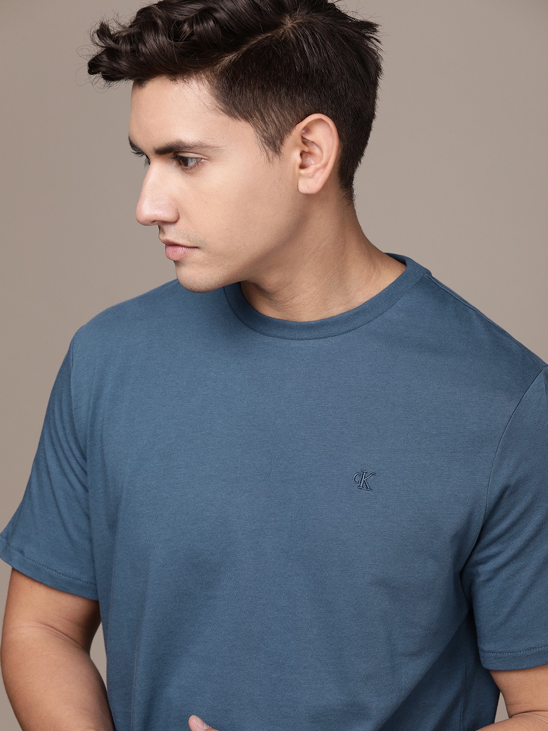 

Calvin Klein Jeans Men Pure Cotton T-shirt, Blue