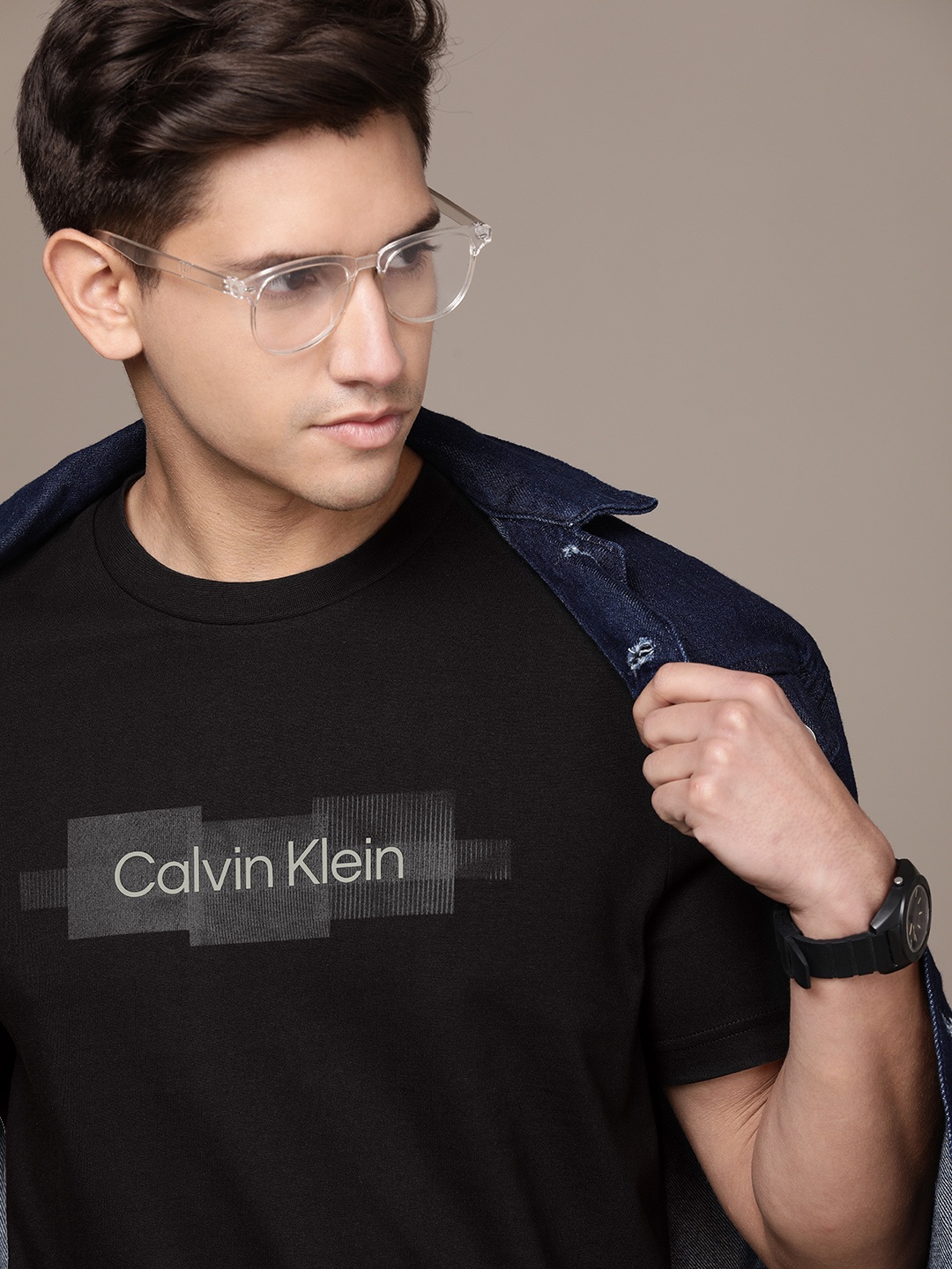 

Calvin Klein Jeans Men Brand Logo Printed Pure Cotton T-shirt, Black
