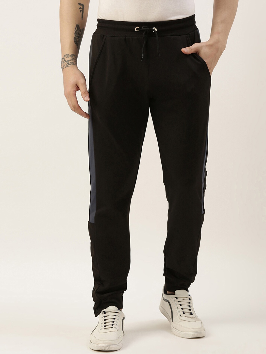 

Maniac Men Slim-Fit Track Pants, Black