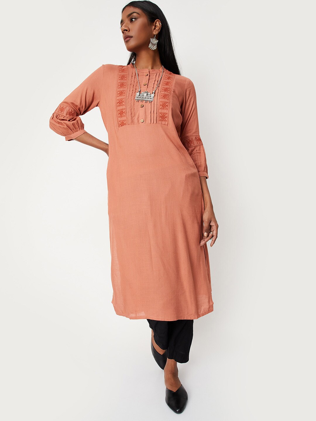 

max Geometric Thread Work A-Line Kurta, Orange