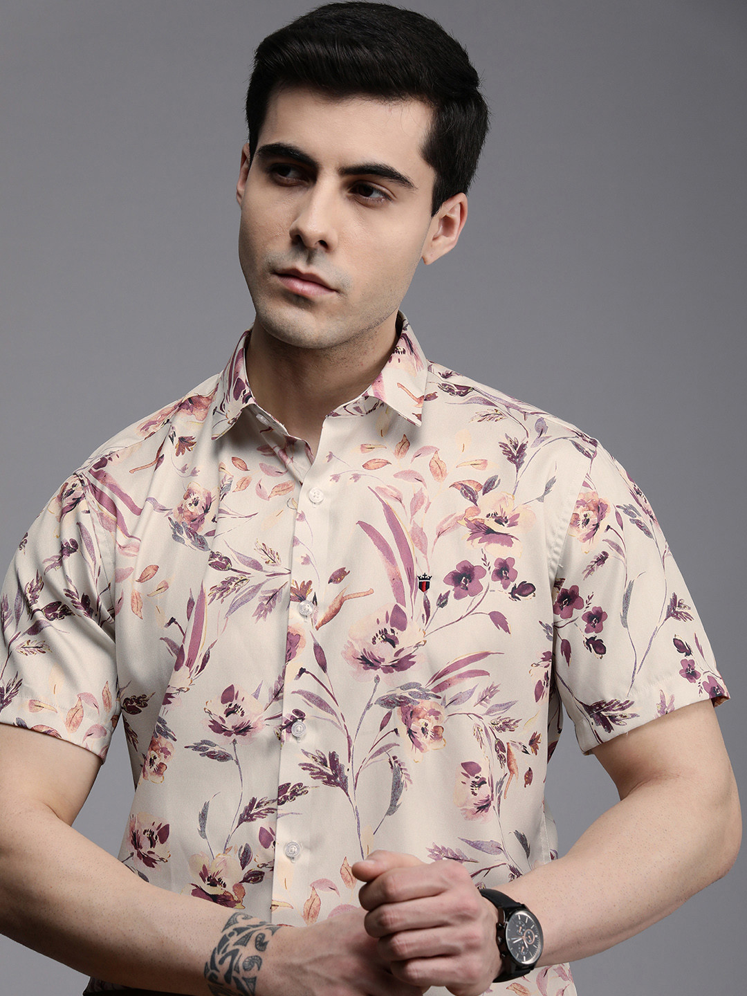 

Louis Philippe Jeans Men Pure Cotton Slim Fit Floral Printed Casual Shirt, Beige