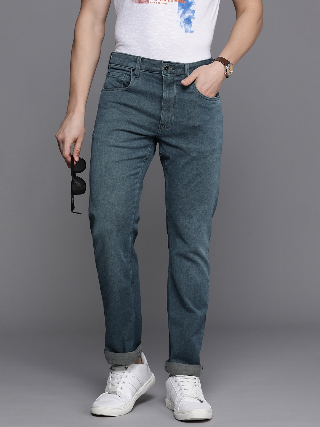 

Louis Philippe Jeans Men Mid-Rise Narrow Fit Stretchable Casual Jeans, Navy blue