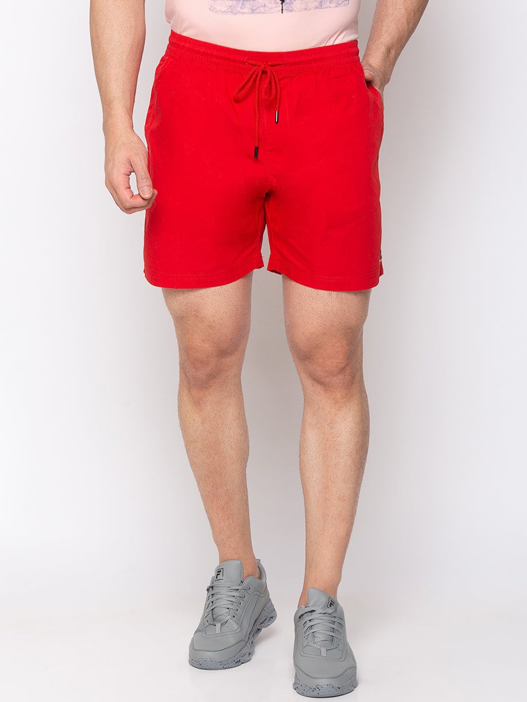 

Status Quo Men Regular Fit Shorts, Red