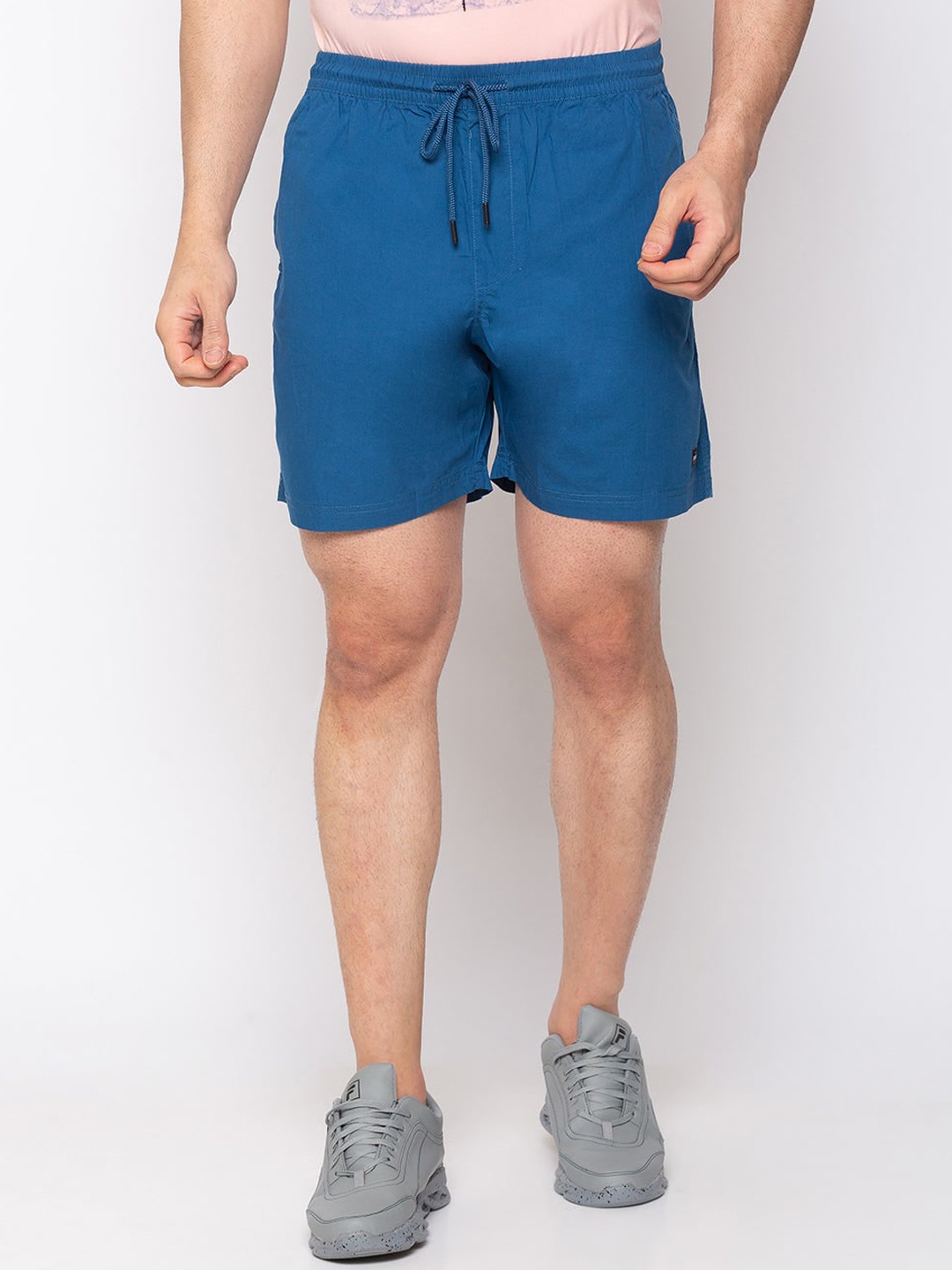 

Status Quo Men Sports Shorts, Blue