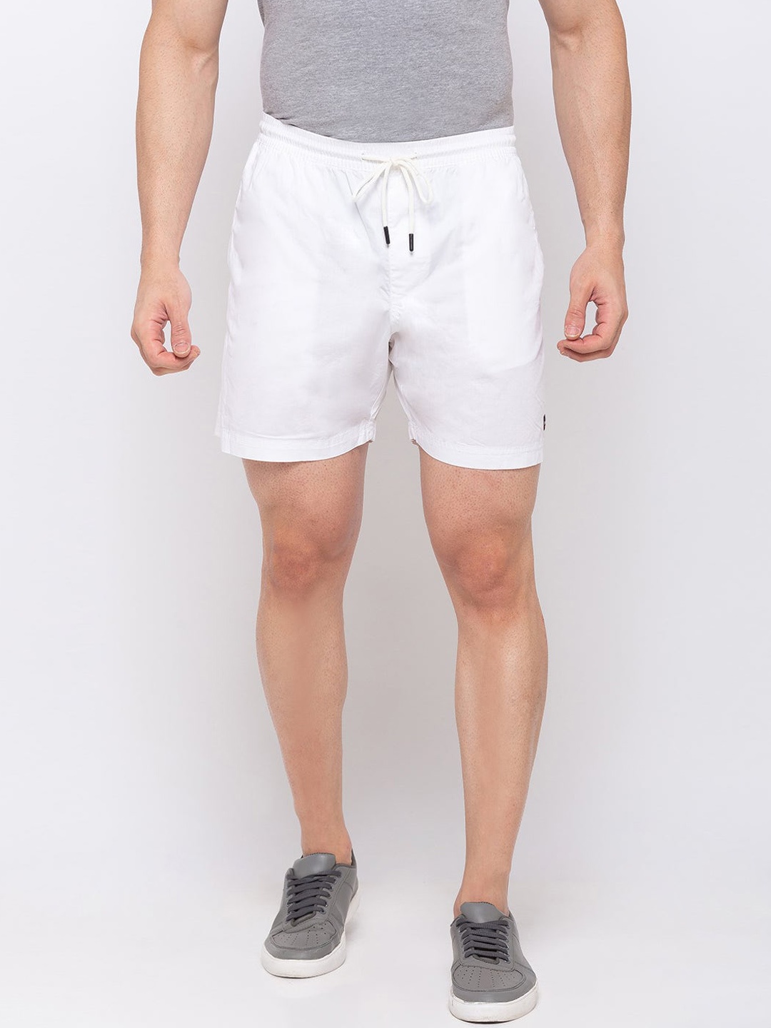 

Status Quo Men Sports Shorts, White