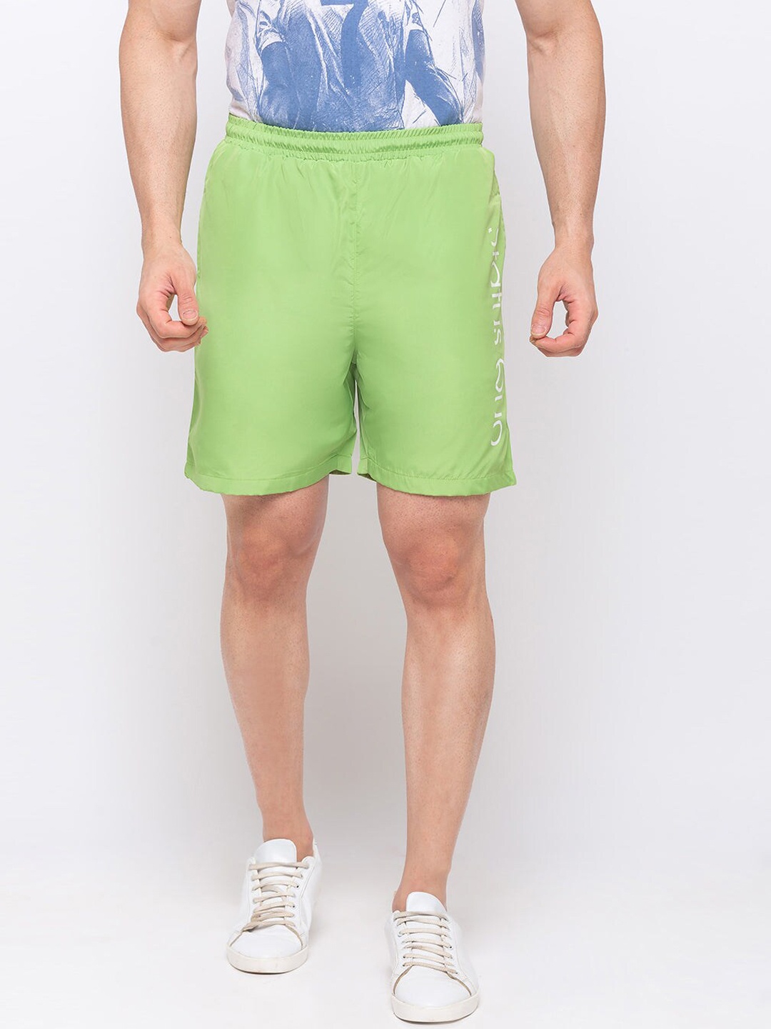 

Status Quo Men Printed Regular Fit Sports Shorts, Green