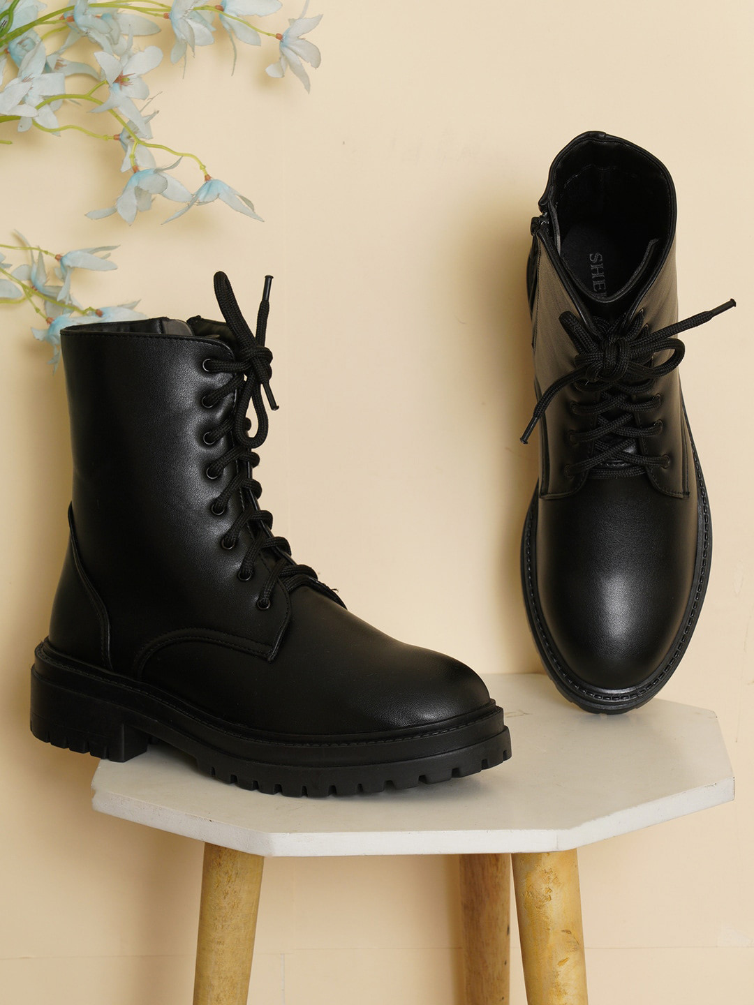 

SHUZ TOUCH Women High-Top Biker Boots, Black