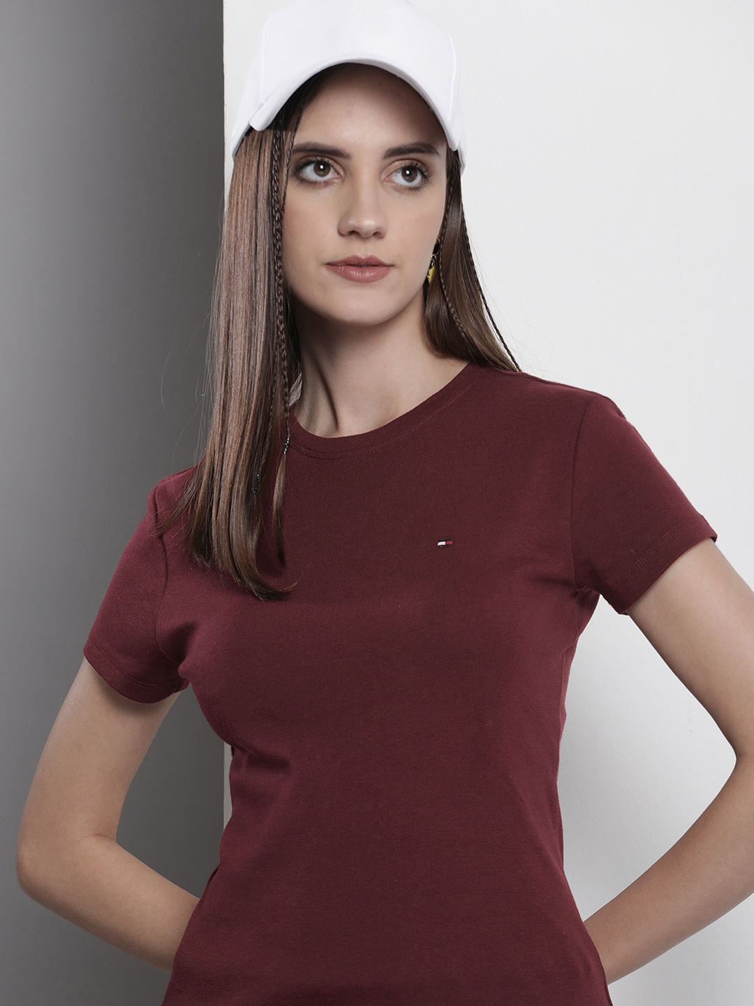 

Tommy Hilfiger Women Pure Cotton Round Neck T-shirt, Burgundy