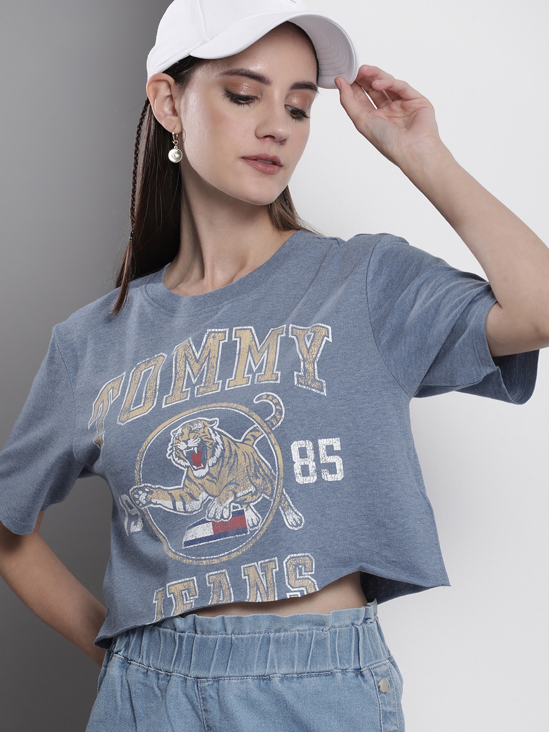 

Tommy Hilfiger Women Pure Cotton Tigger Printed T-shirt, Blue