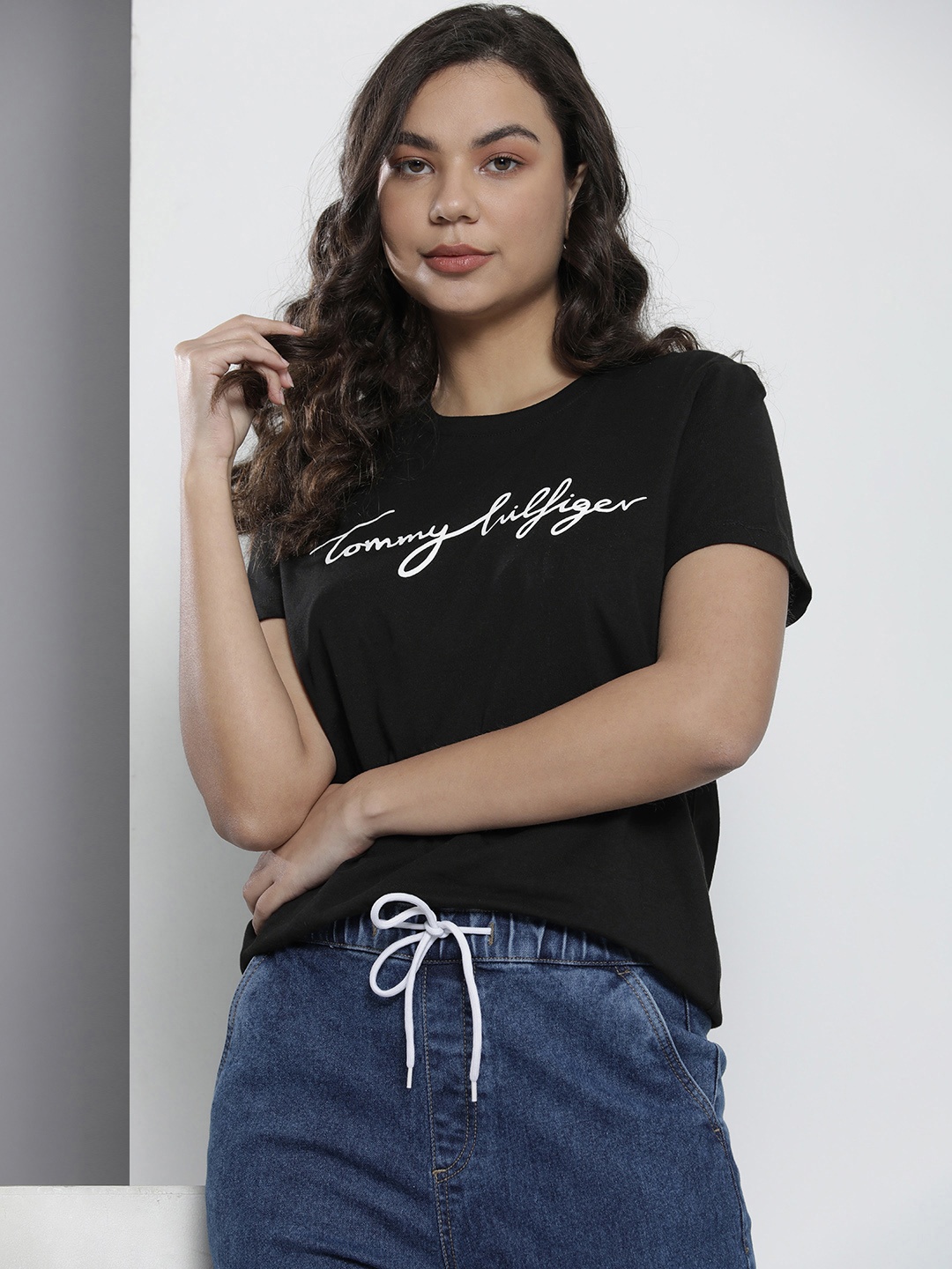 

Tommy Hilfiger Women Pure Cotton Brand Logo Printed T-shirt, Black
