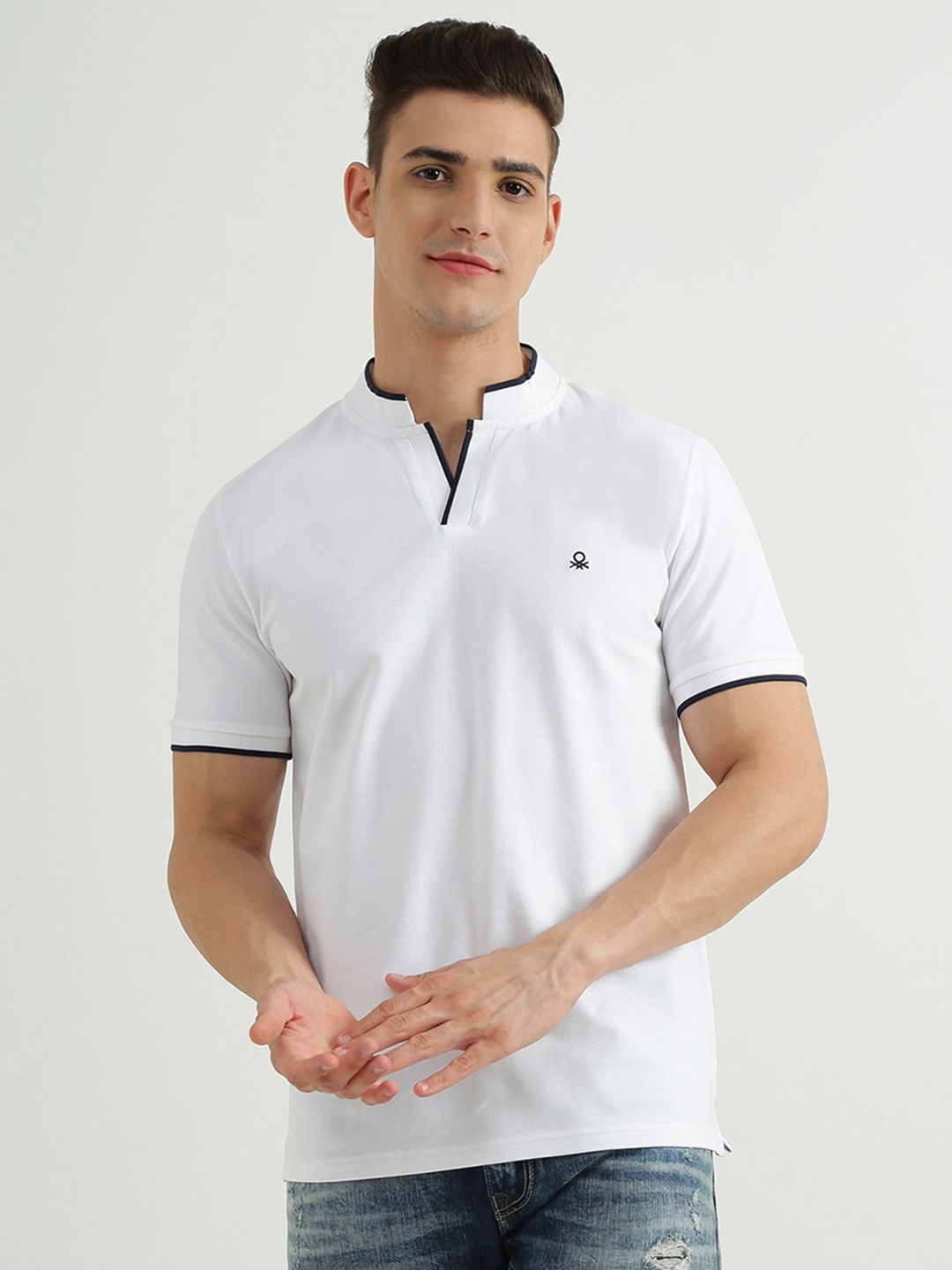 

United Colors of Benetton Men Cotton Short Sleeves Regular Fit T-shirt, White