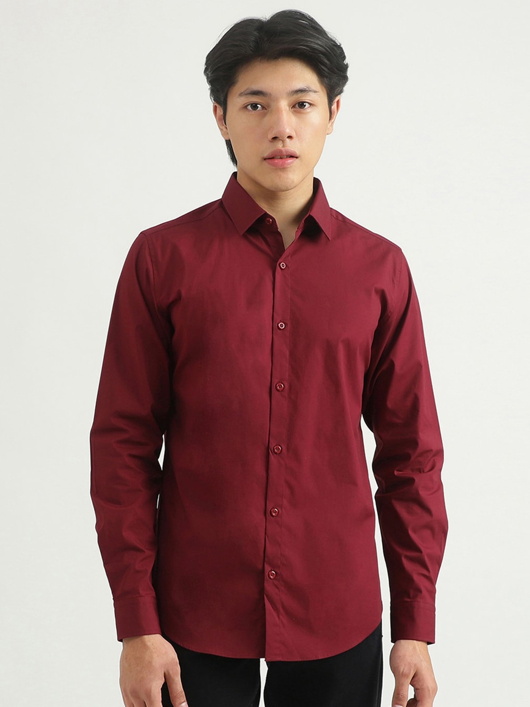 

United Colors of Benetton Men Slim Fit Cotton Casual Shirt, Maroon