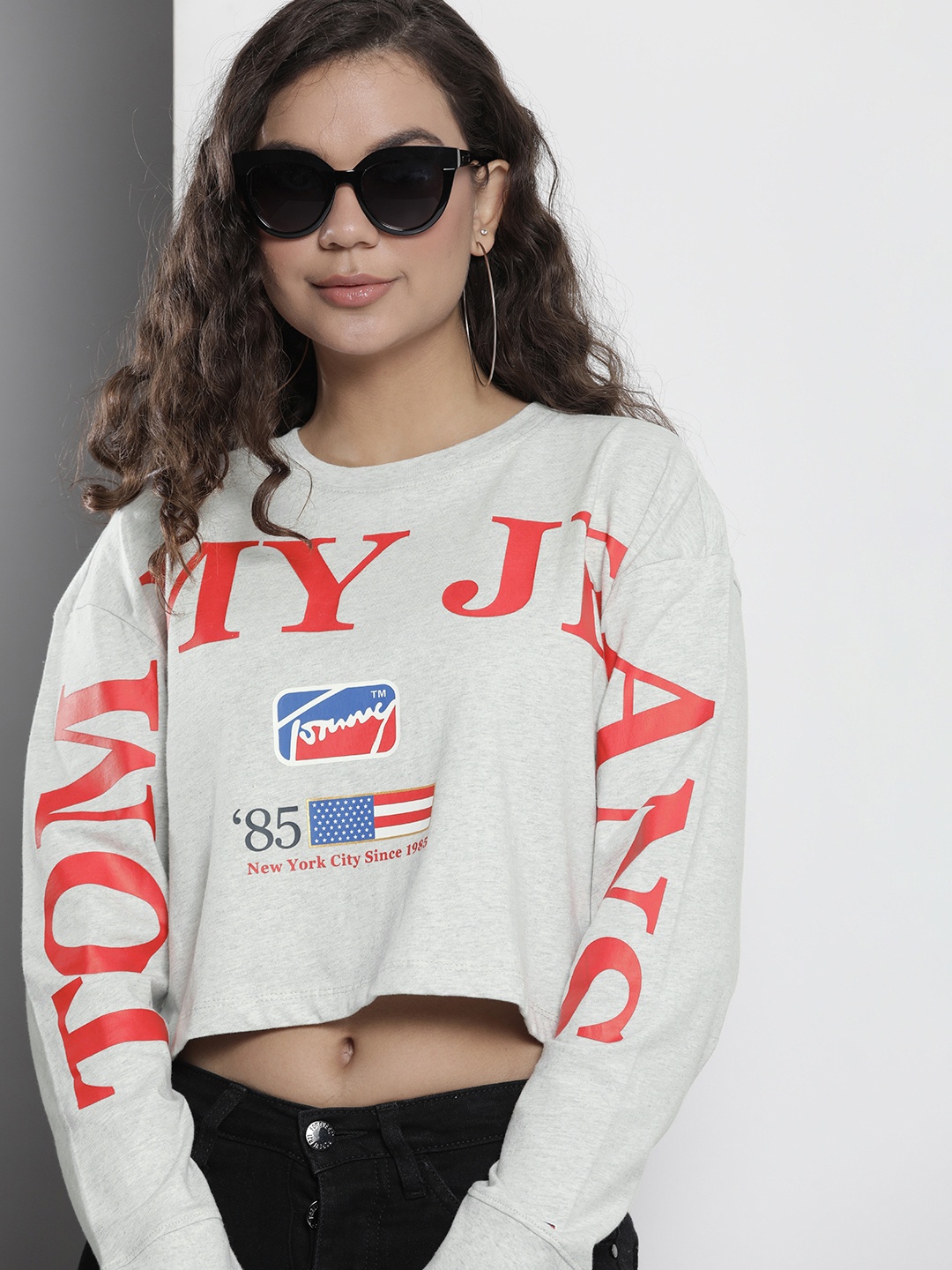 

Tommy Hilfiger Women Sustainable Pure Cotton Brand Logo Printed T-shirt, Grey
