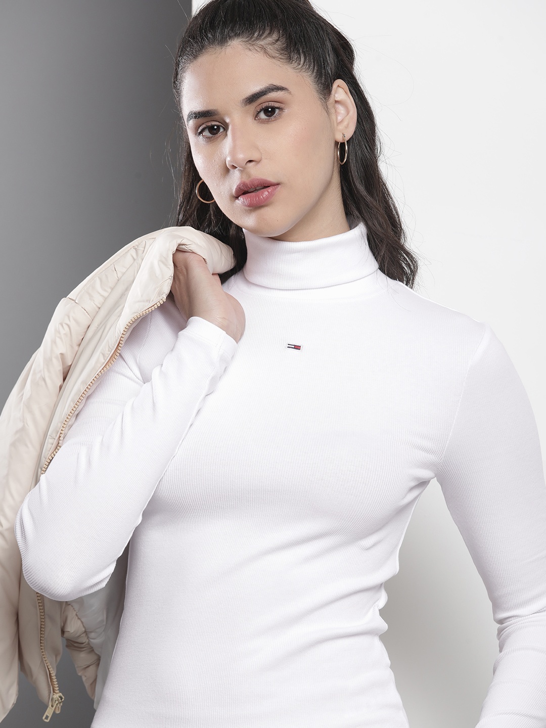 

Tommy Hilfiger Women Sustainable Turtle Neck Slim Fit T-shirt, White