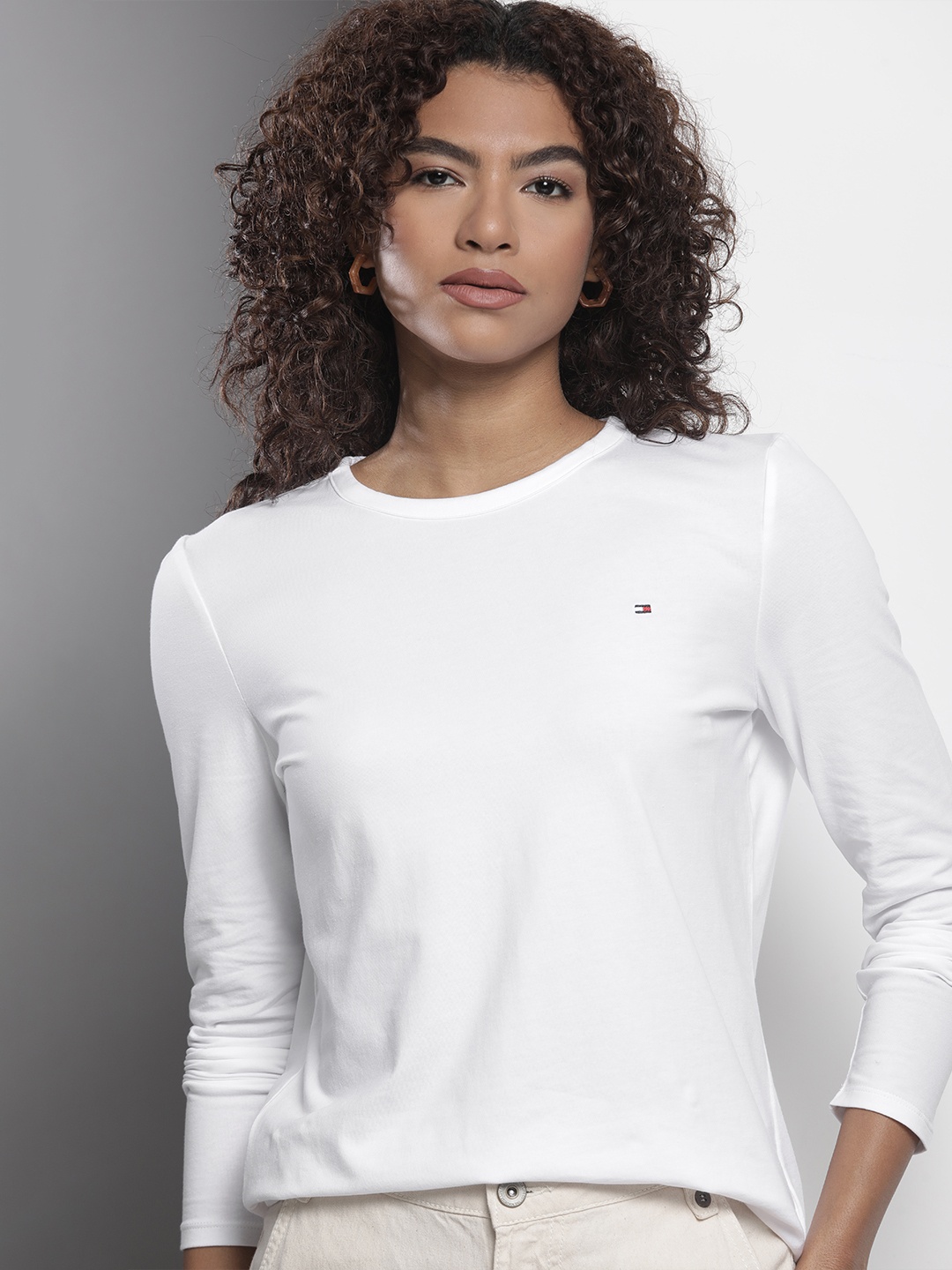 

Tommy Hilfiger Women Solid Organic Cotton T-shirt, White