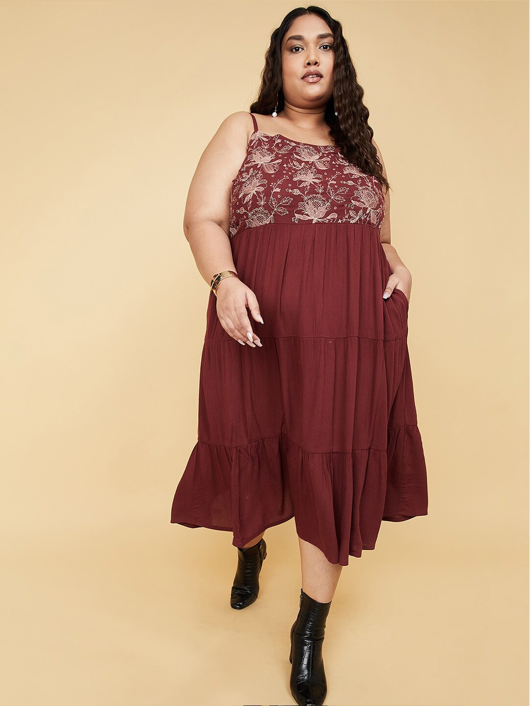 

max Plus Size Floral Midi Dress, Maroon